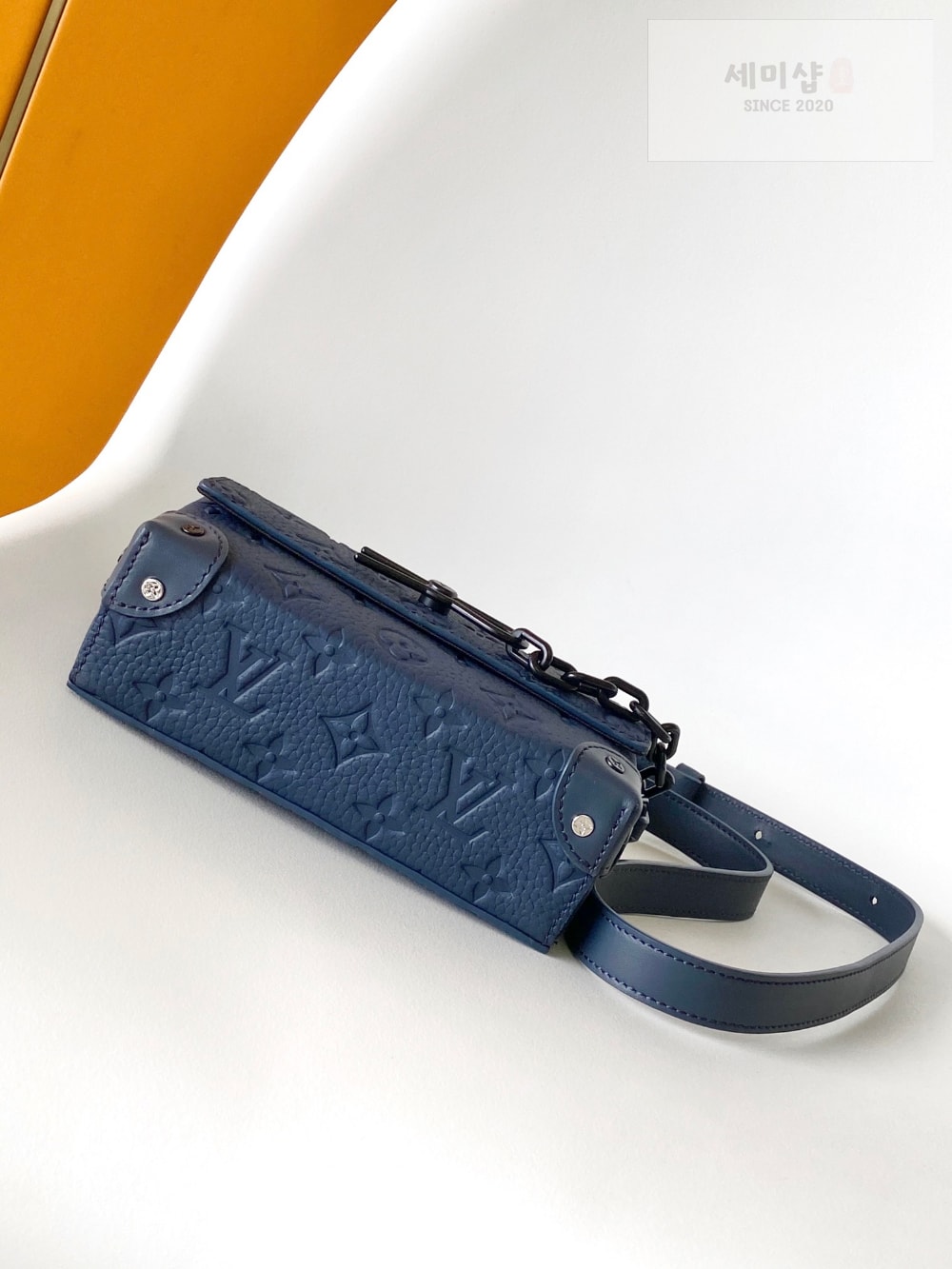 Louis Vuitton Louis Vuitton Steamer Wearable Wallet Taurillon Monogram Bag 8번 이미지
