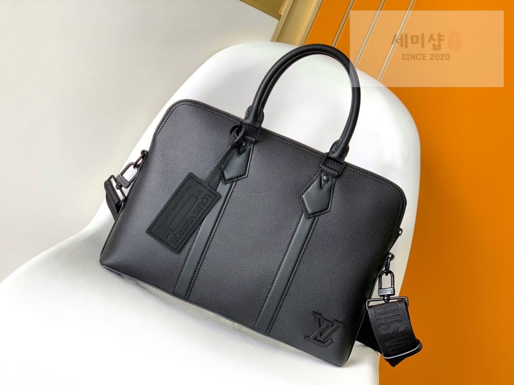 Louis Vuitton Louis Vuitton Takeoff Bag 7번 이미지