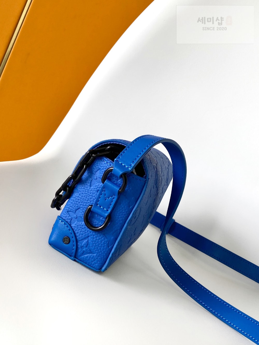 Louis Vuitton Louis Vuitton Taurillon Monogram Steamer Wearable Wallet Bag 2번 이미지
