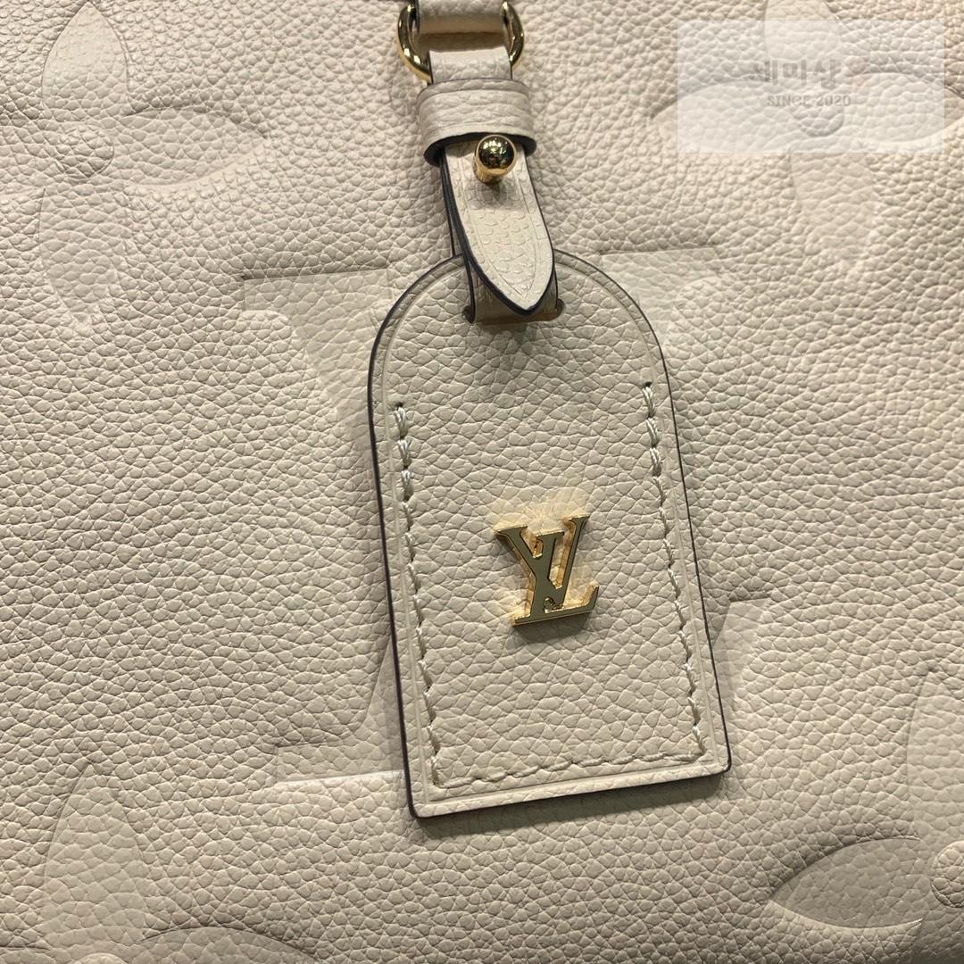 Louis Vuitton Louis Vuitton Trianon Bag 11번 이미지