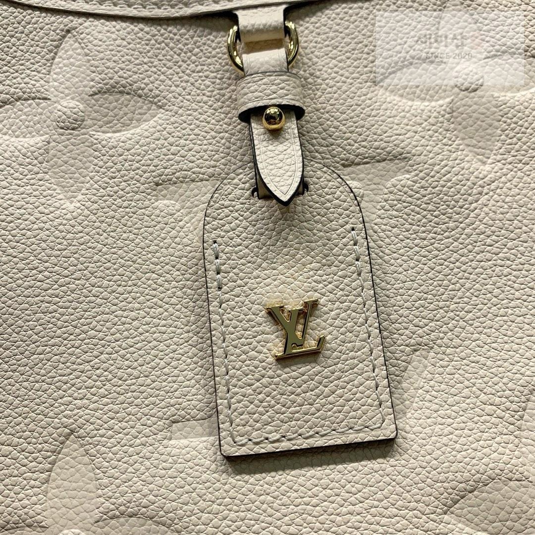 Louis Vuitton Louis Vuitton Trianon Bag 35번 이미지