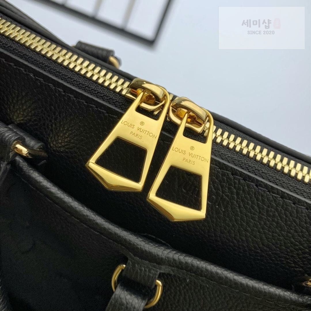 Louis Vuitton Louis Vuitton Trianon Bag 45번 이미지