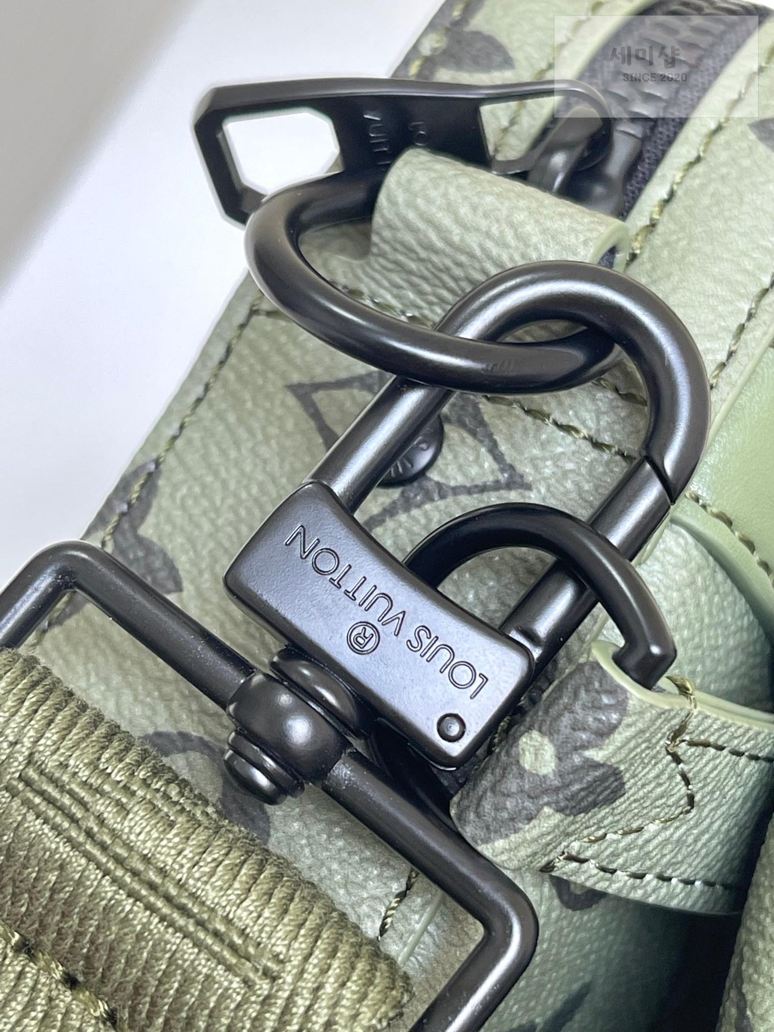 Louis Vuitton Louis Vuitton Trio Messenger Guitar Bag 5번 이미지