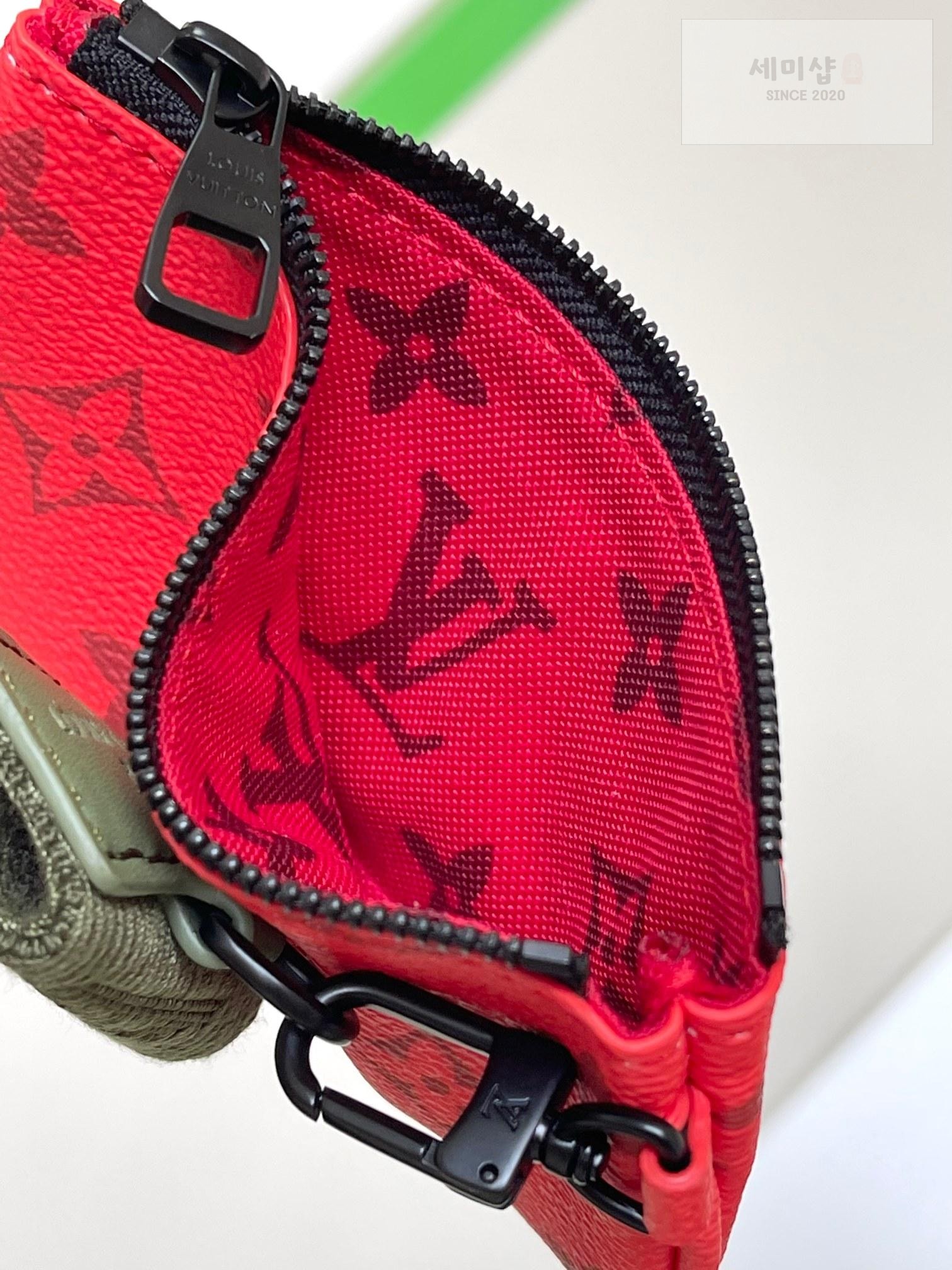 Louis Vuitton Louis Vuitton Trio Messenger Guitar Bag 7번 이미지