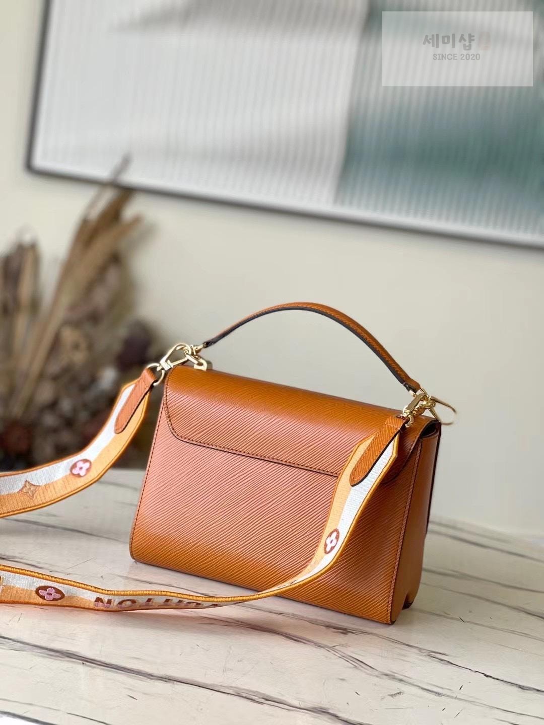 Louis Vuitton Louis Vuitton Twist MM Bag 1번 이미지