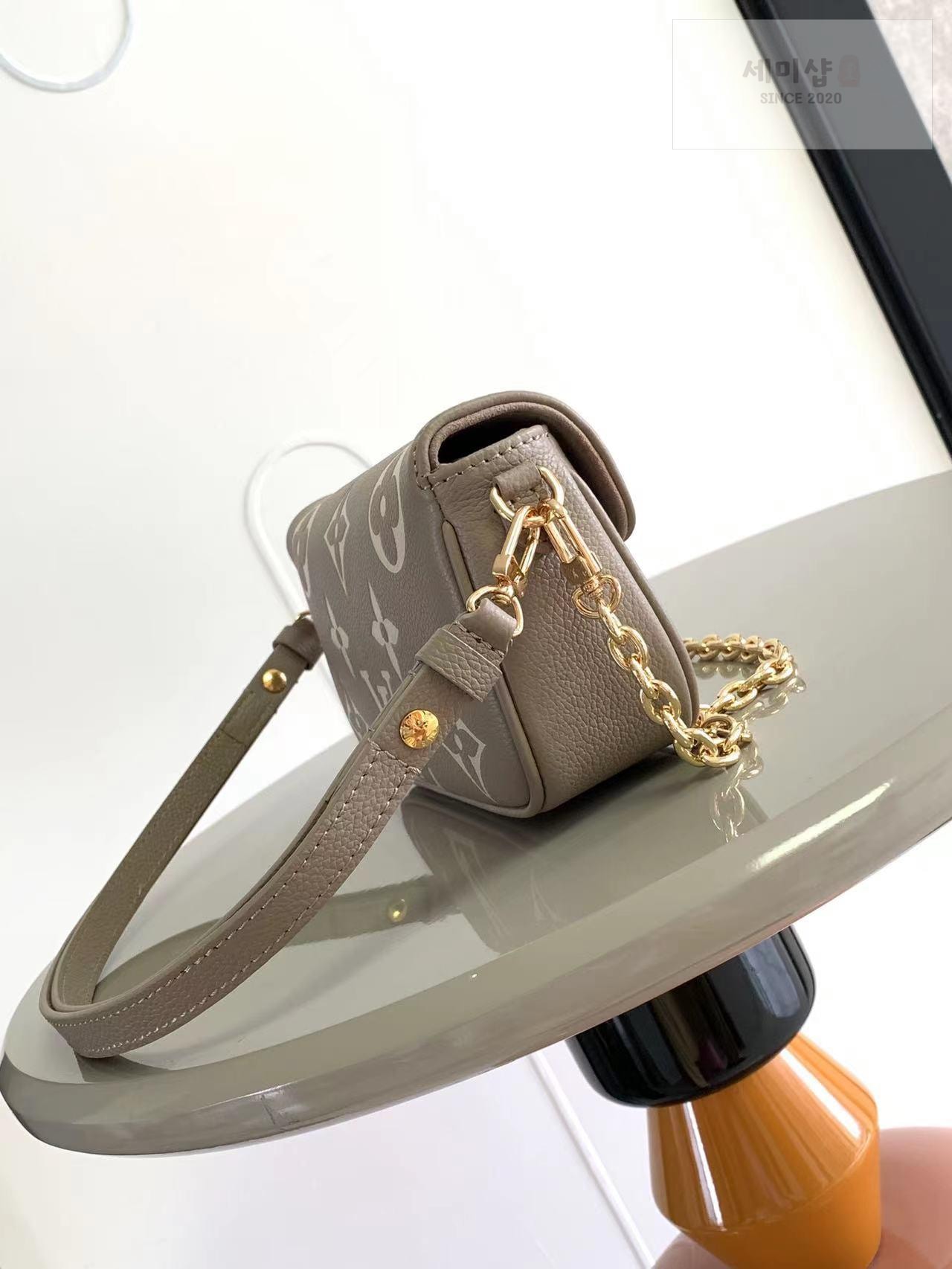 Louis Vuitton Louis Vuitton Wallet On Chain Ivy Bag 16번 이미지