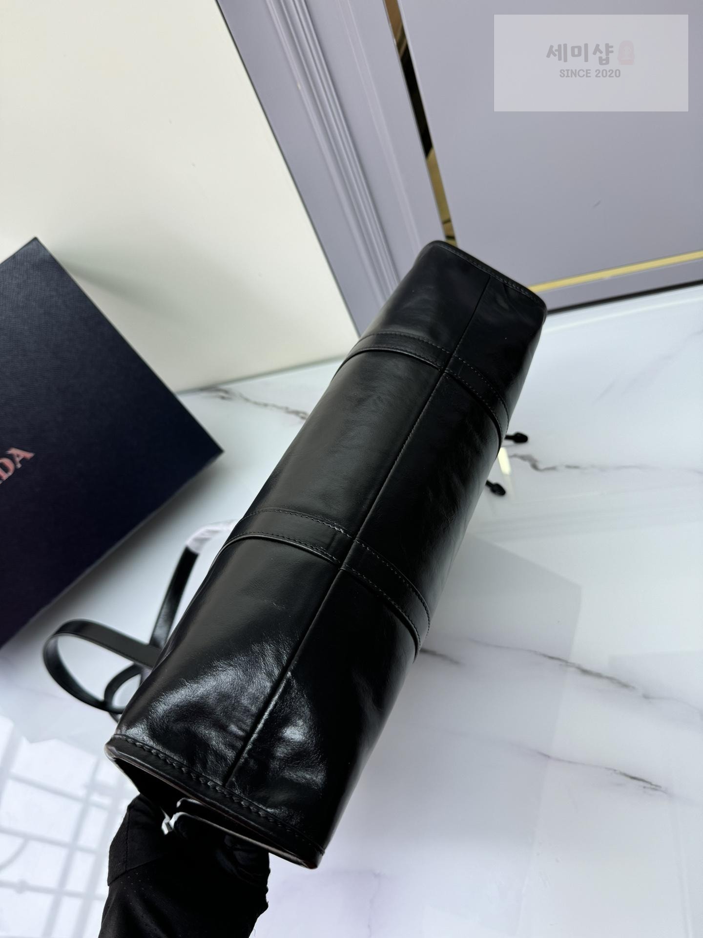 P R A D A Prada Antique Nappa Leather Tote Bag 5번 이미지
