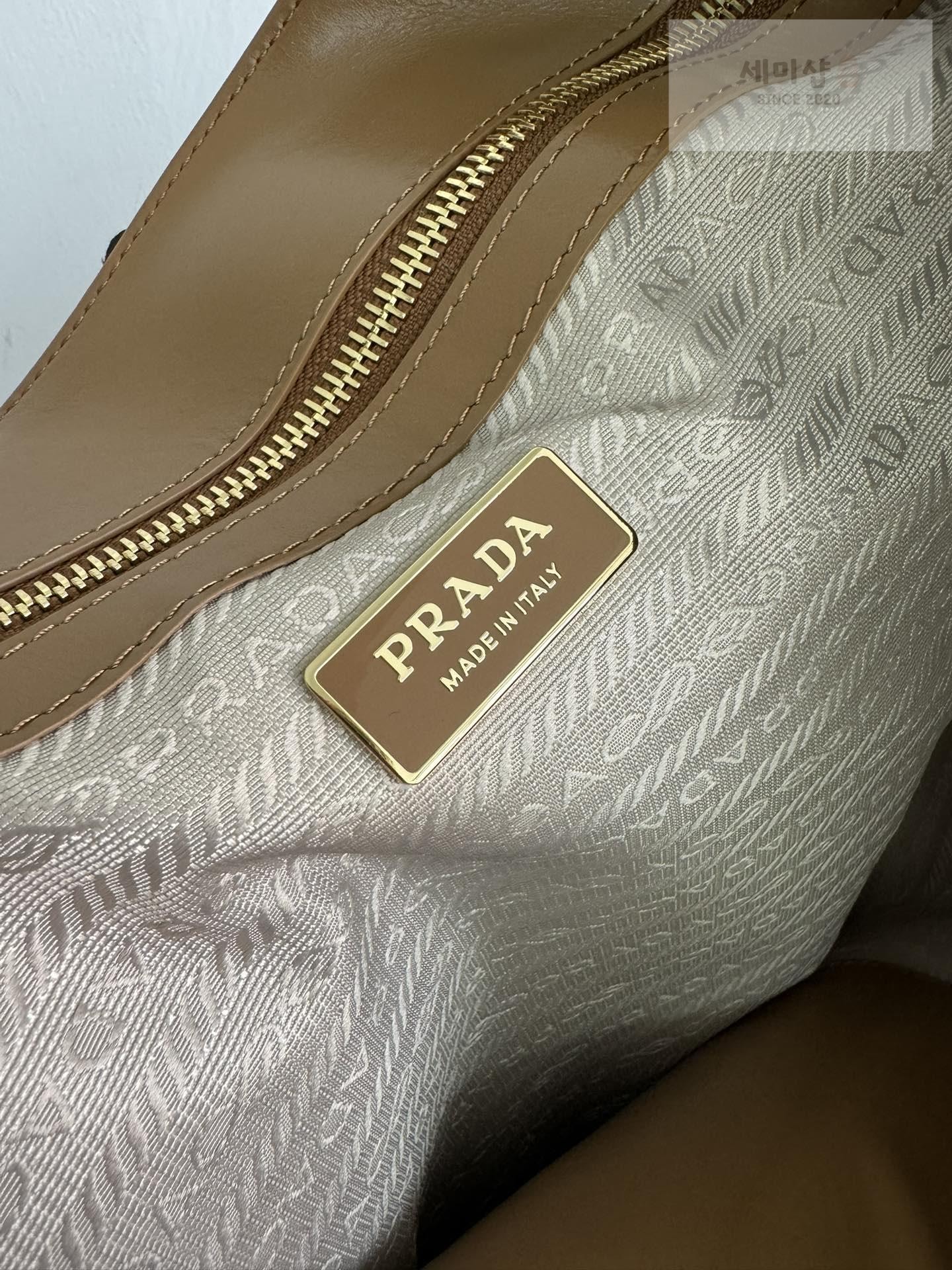 P R A D A Prada Antique Nappa Leather Tote Bag 15번 이미지
