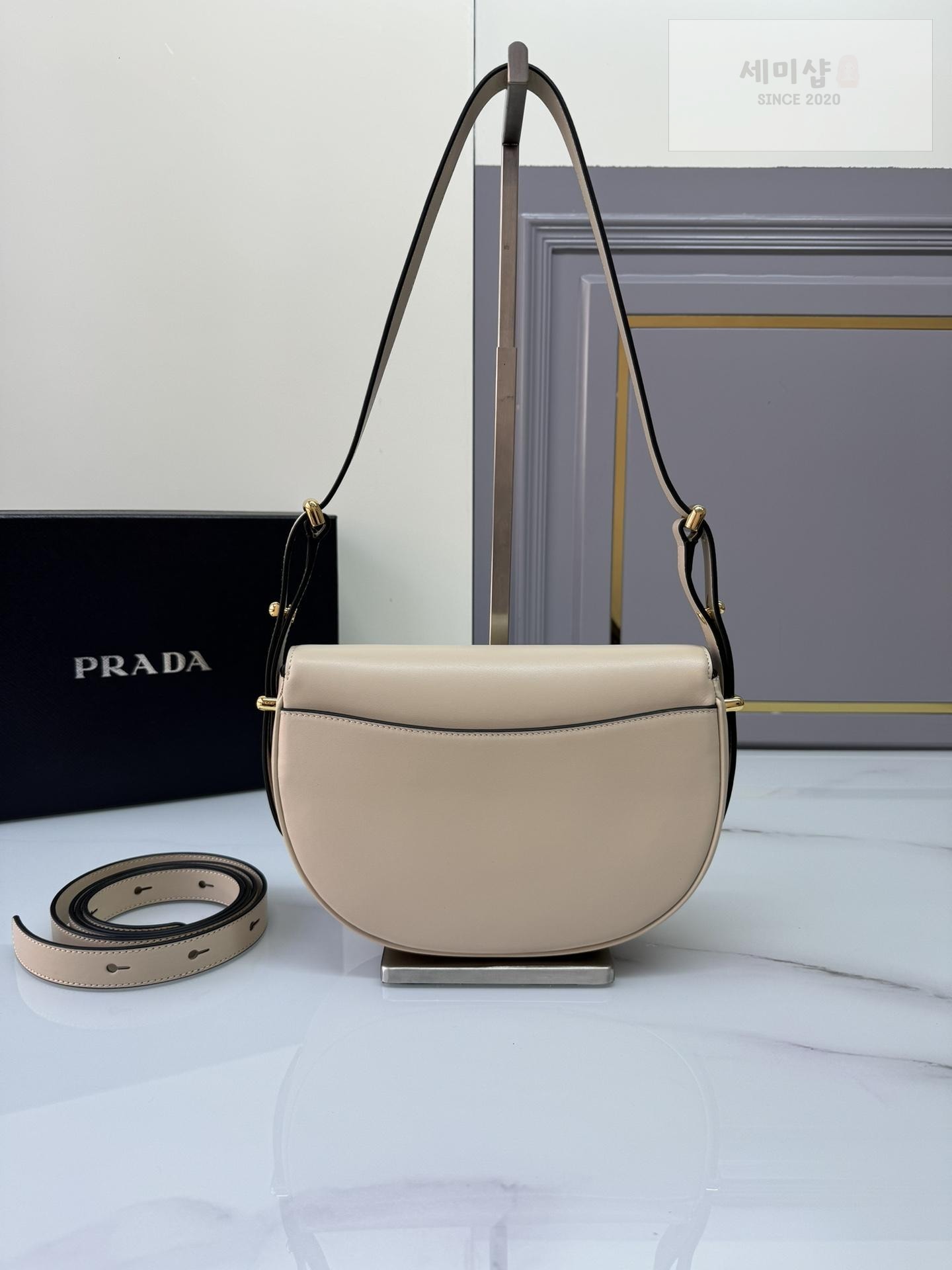 P R A D A Prada Arque Leather Shoulder Flap Bag 7번 이미지