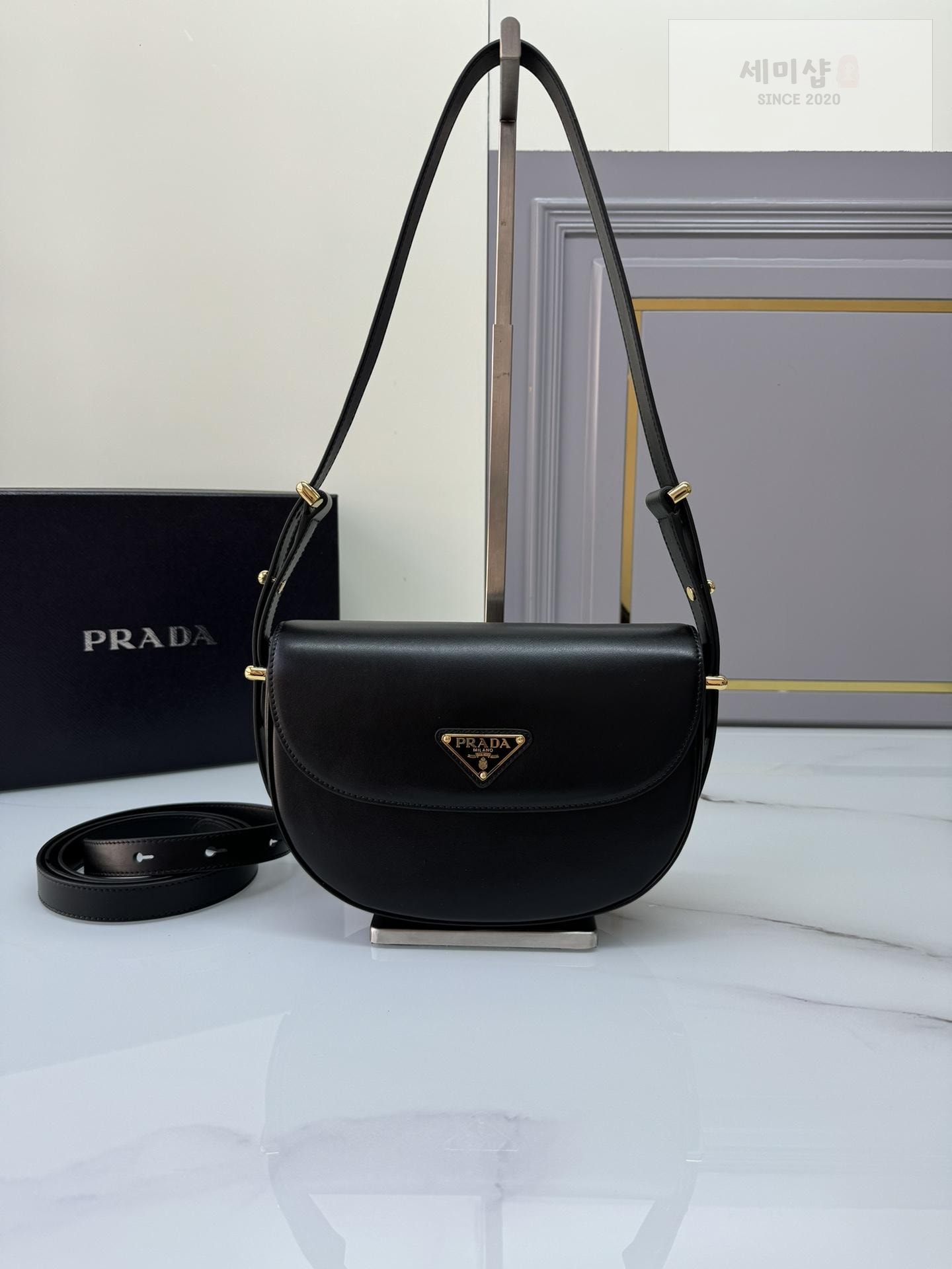 P R A D A Prada Arque Leather Shoulder Flap Bag 13번 이미지