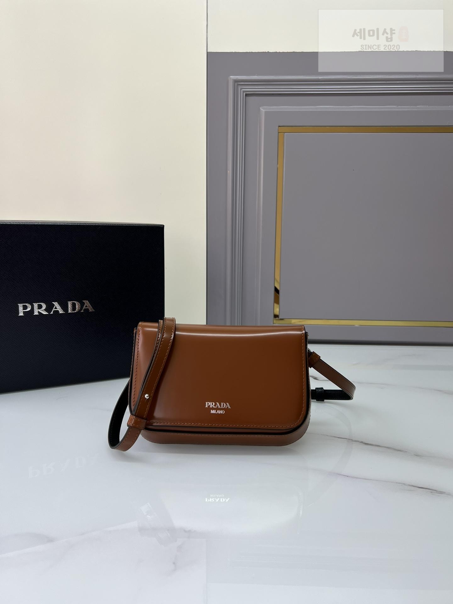 P R A D A Prada Brushed Leather Mini Bag 13번 이미지