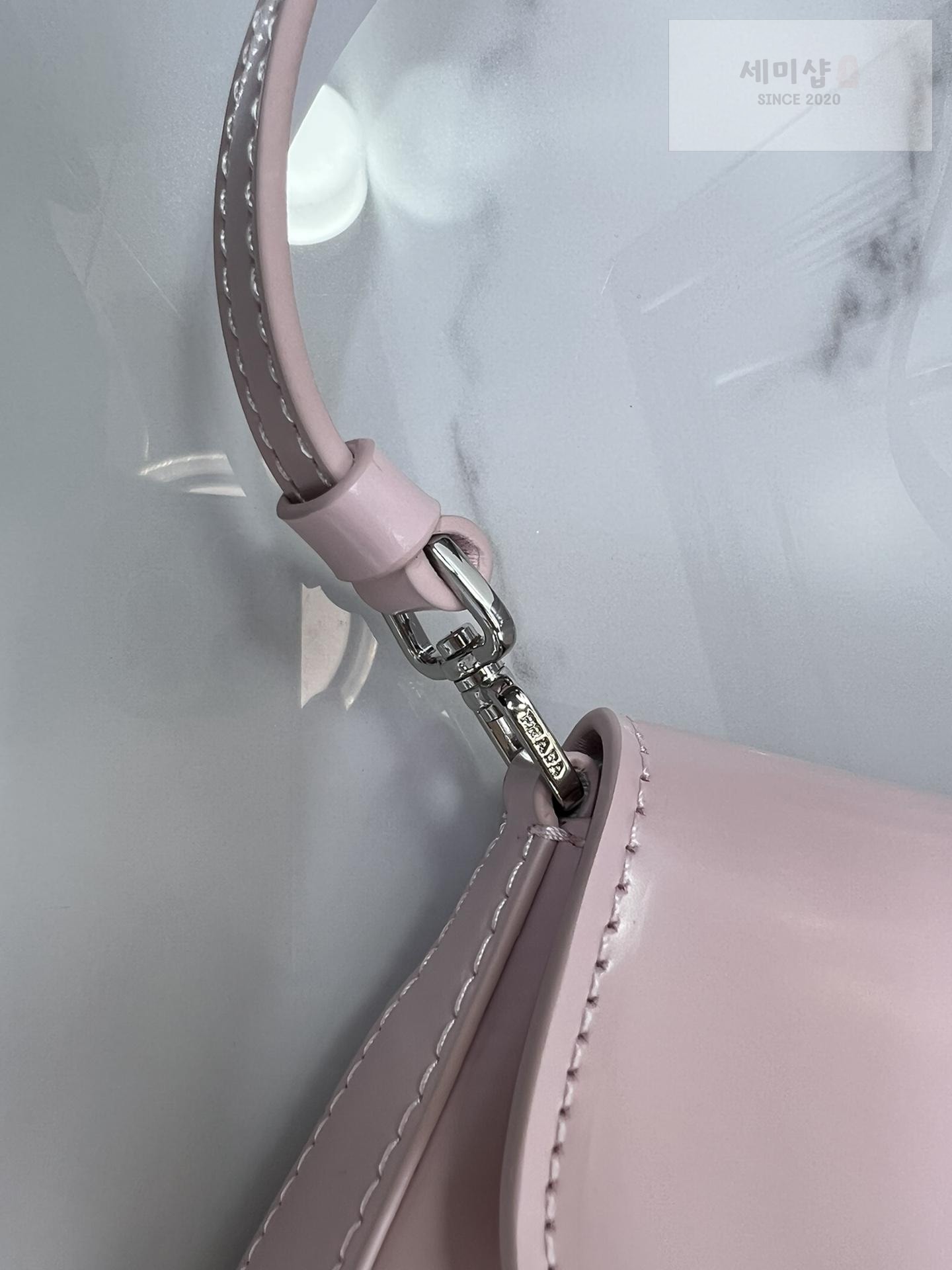 P R A D A Prada Cleo Brushed Leather Flap Shoulder Bag 10번 이미지