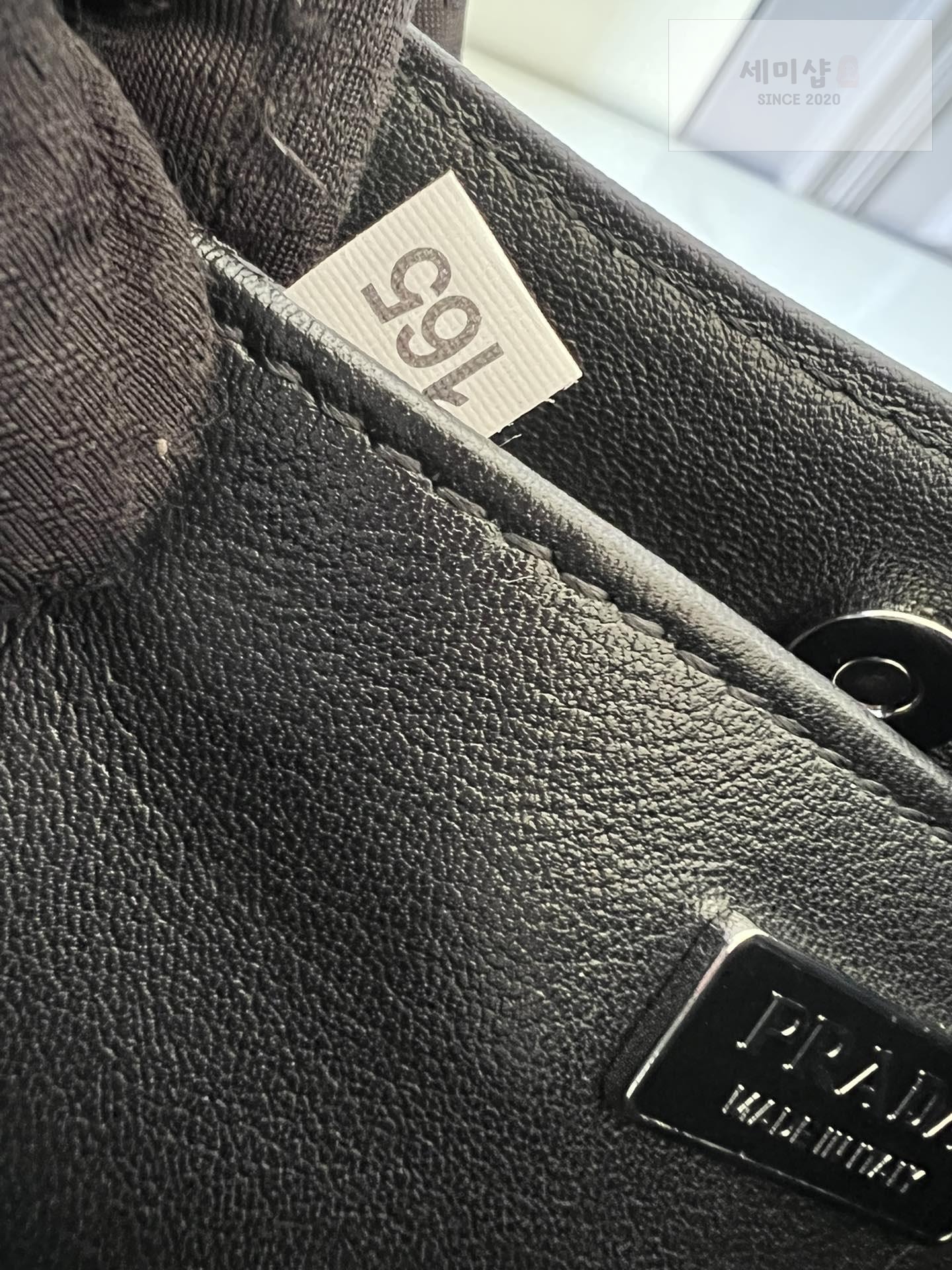 P R A D A Prada Cleo Brushed Leather Shoulder Bag 18번 이미지