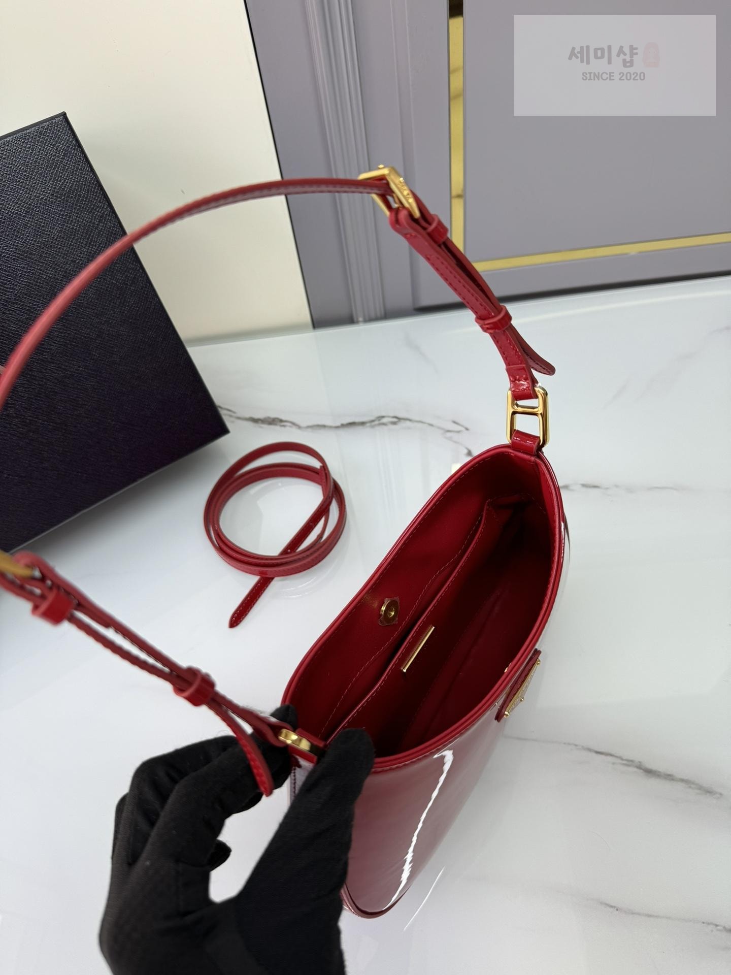 P R A D A Prada Cleo Patent Shoulder Bag 11번 이미지