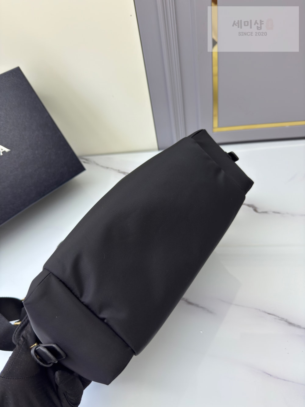 P R A D A Prada Explore Large Re-Nylon And Leather Bag 3번 이미지