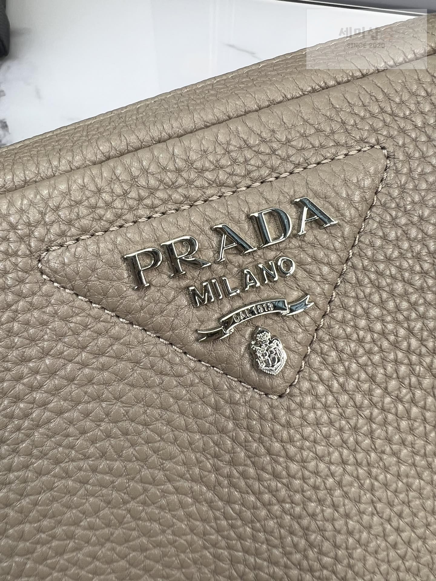 P R A D A Prada Flou Shoulder Bag 5번 이미지
