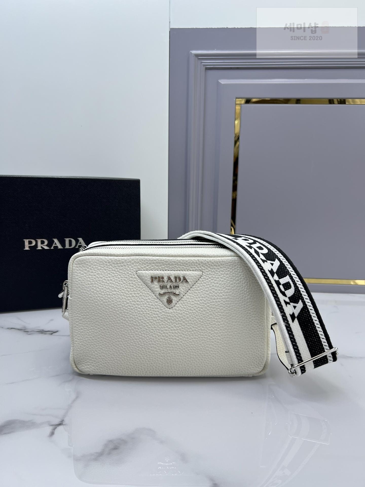 P R A D A Prada Flou Shoulder Bag 7번 이미지