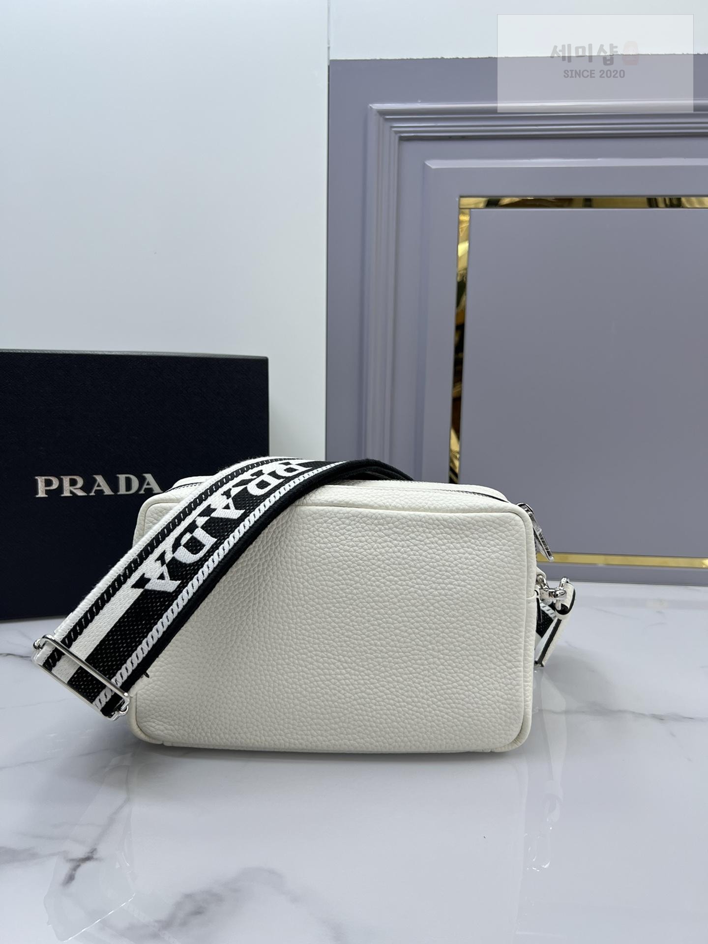 P R A D A Prada Flou Shoulder Bag 8번 이미지