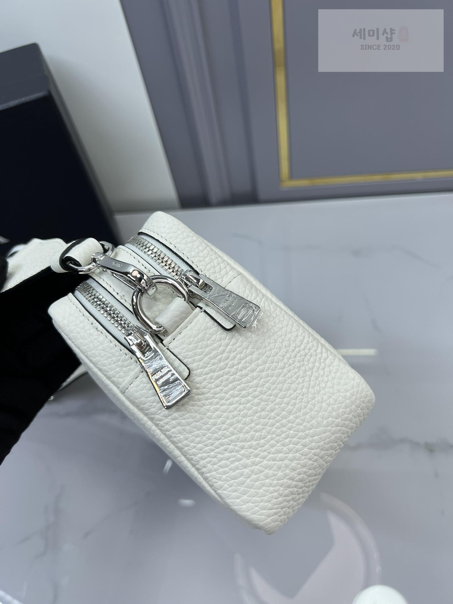 P R A D A Prada Flou Shoulder Bag 9번 이미지