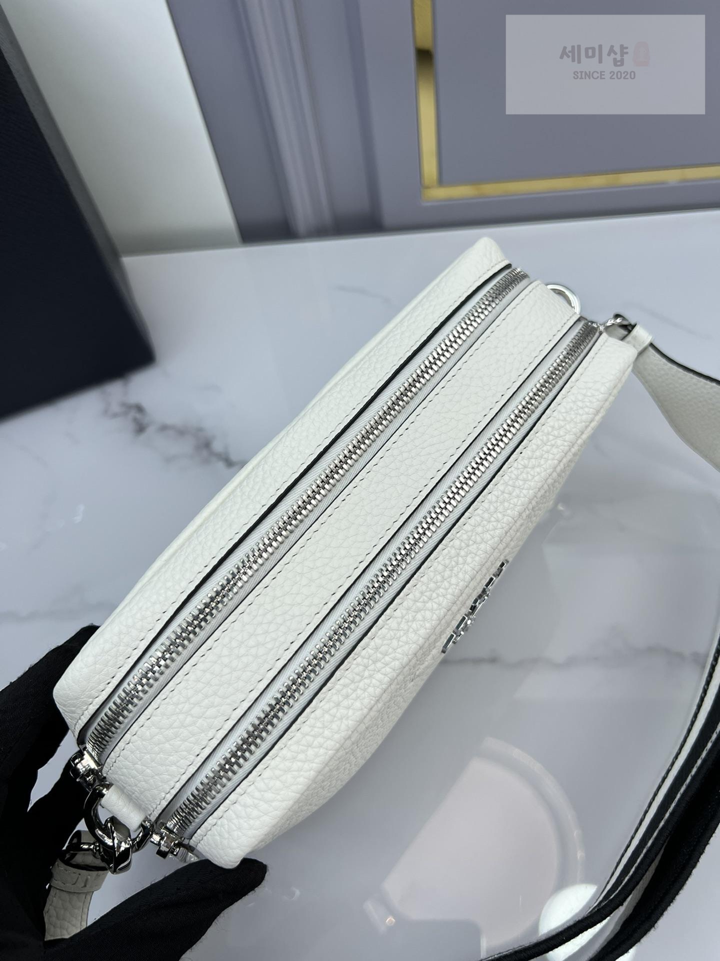 P R A D A Prada Flou Shoulder Bag 12번 이미지