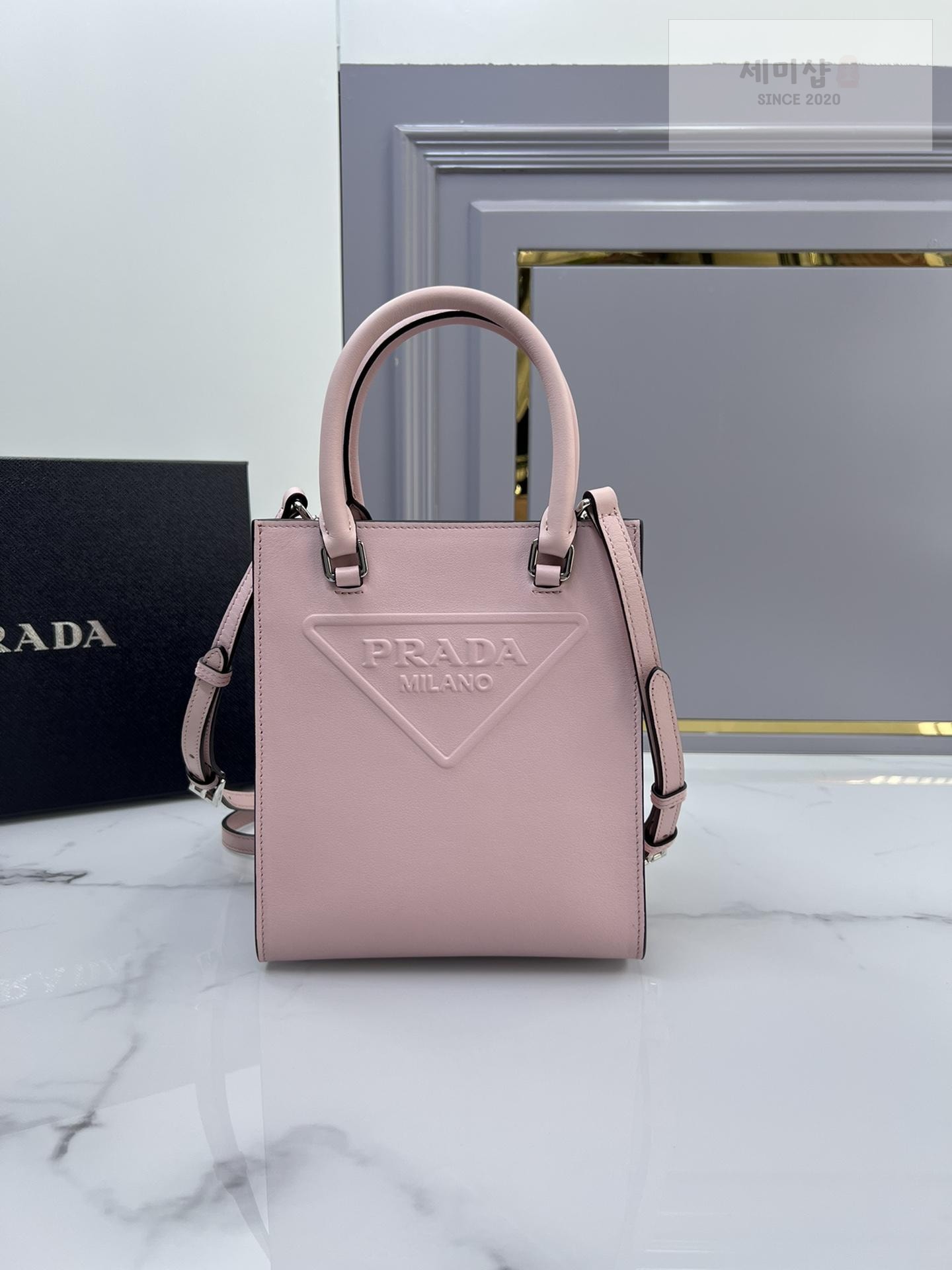 P R A D A Prada Leather Handbag Bag 31번 이미지