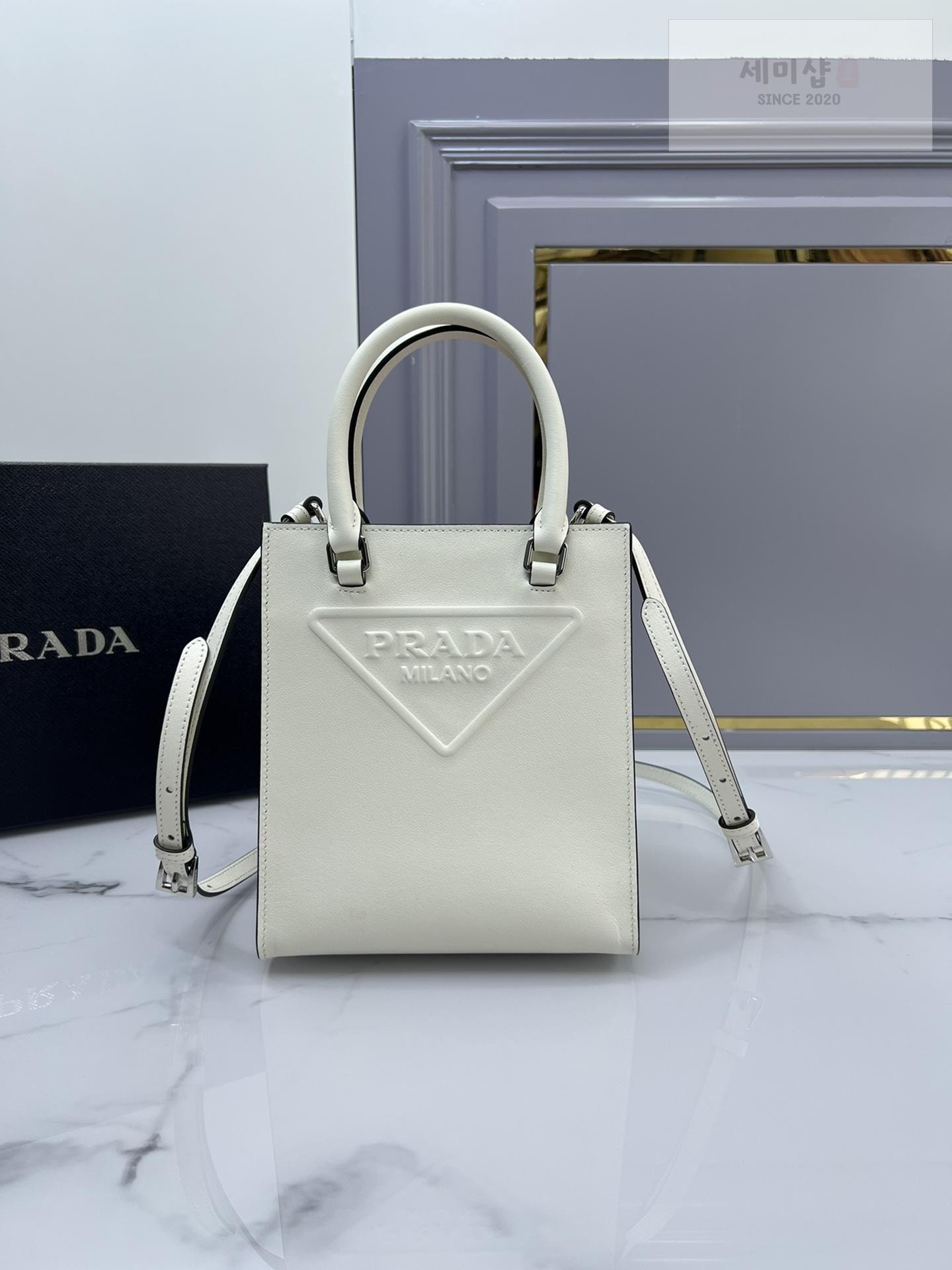 P R A D A Prada Leather Handbag Bag 10번 이미지