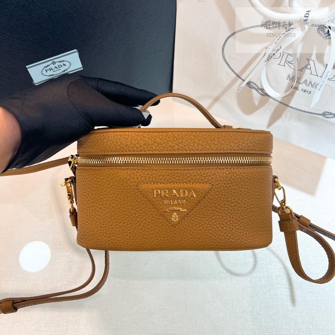 P R A D A Prada Leather Mini Bag 4번 이미지