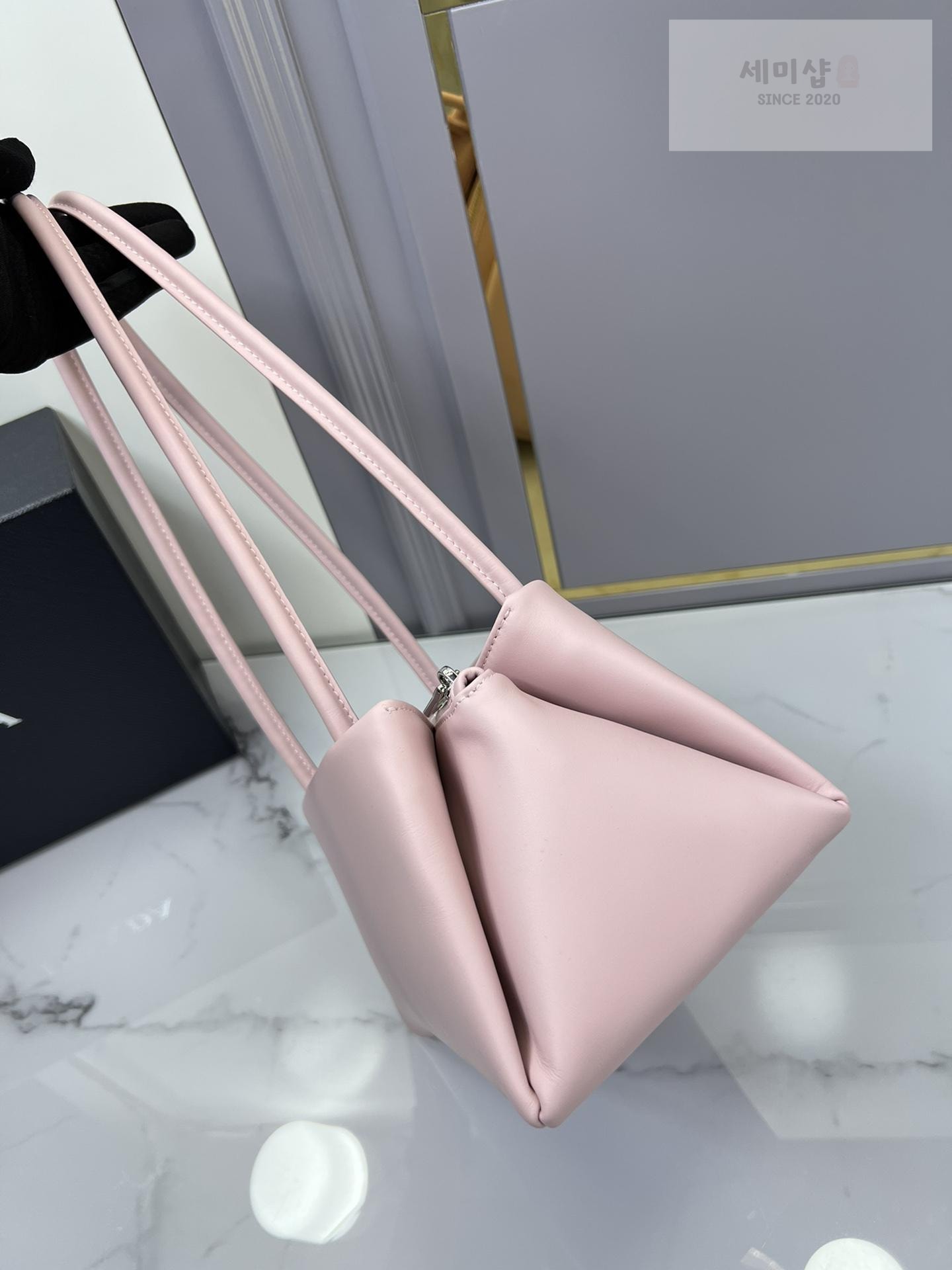 P R A D A Prada Leather Mini Bag Bag 15번 이미지