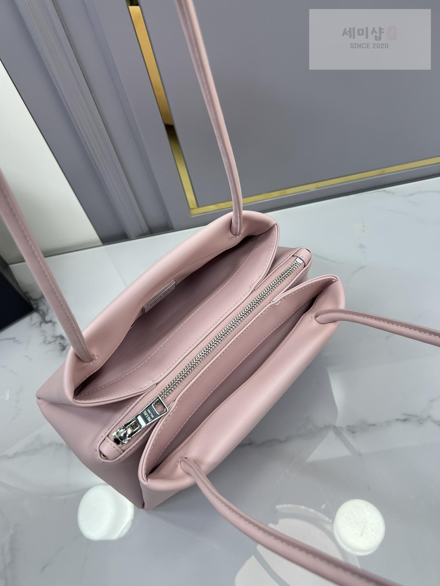 P R A D A Prada Leather Mini Bag Bag 18번 이미지