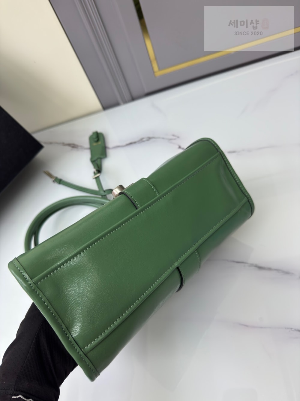 P R A D A Prada Leather Tote Bag 4번 이미지