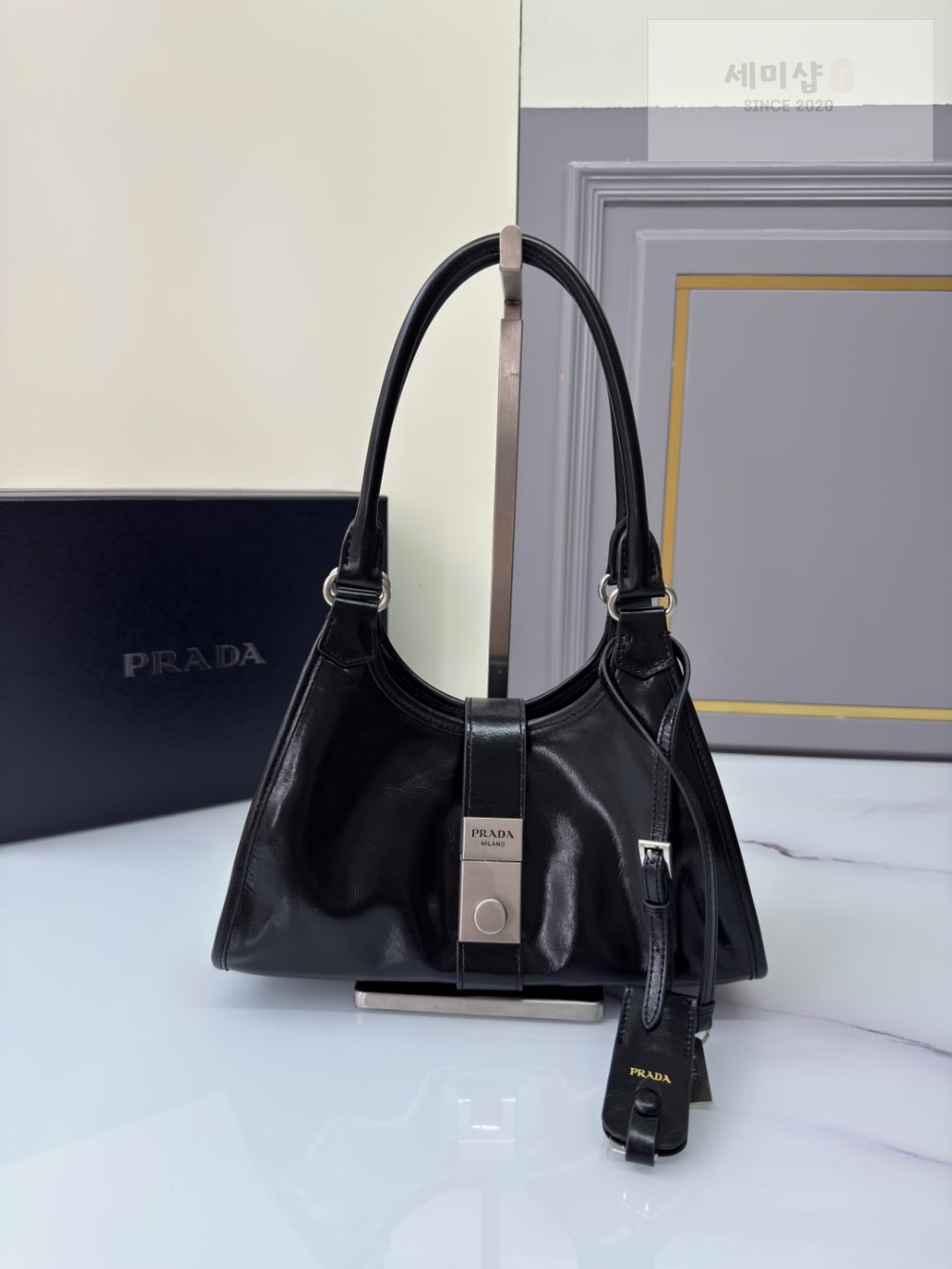 P R A D A Prada Leather Tote Bag 32번 이미지