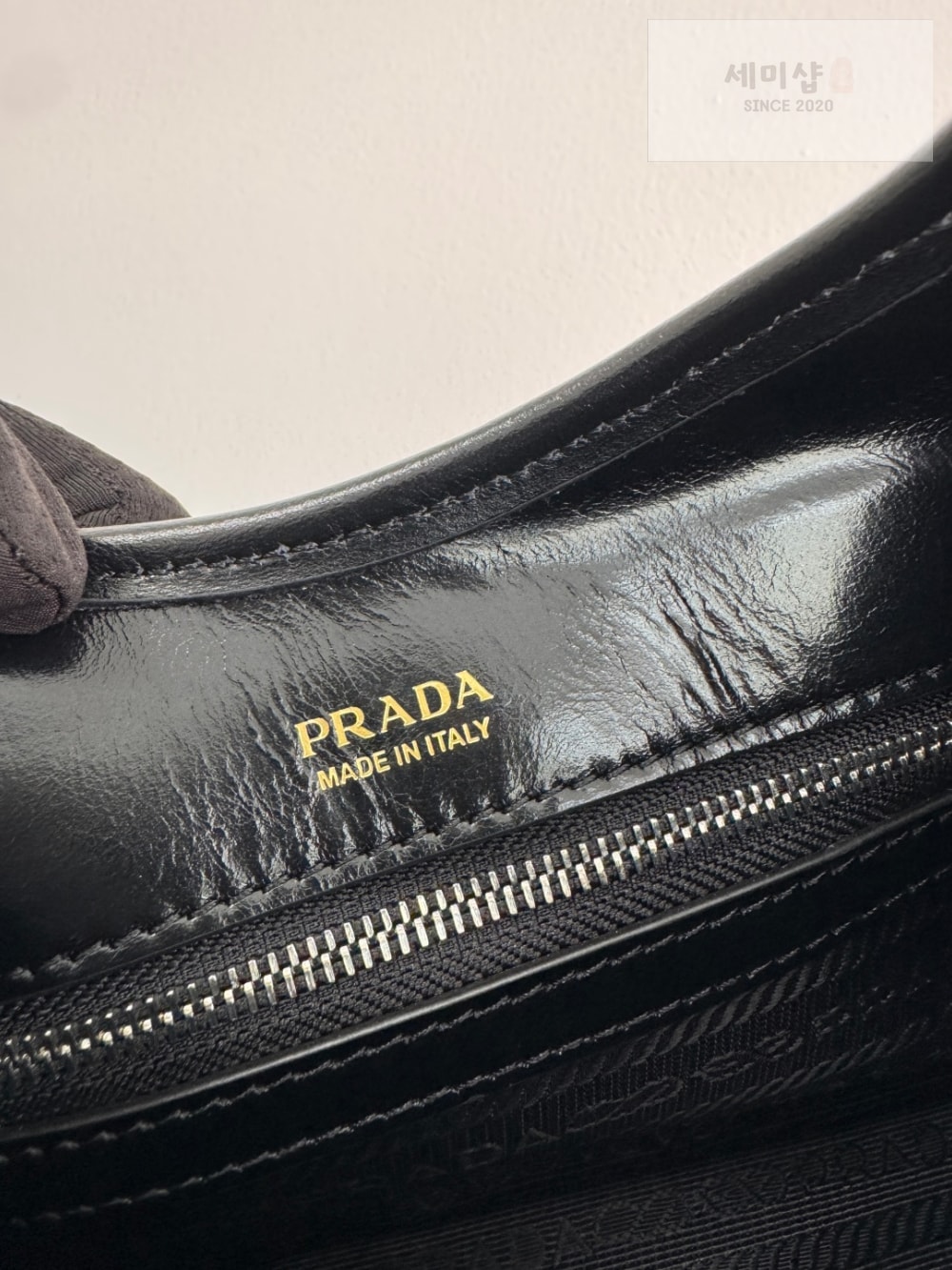 P R A D A Prada Leather Tote Bag 27번 이미지
