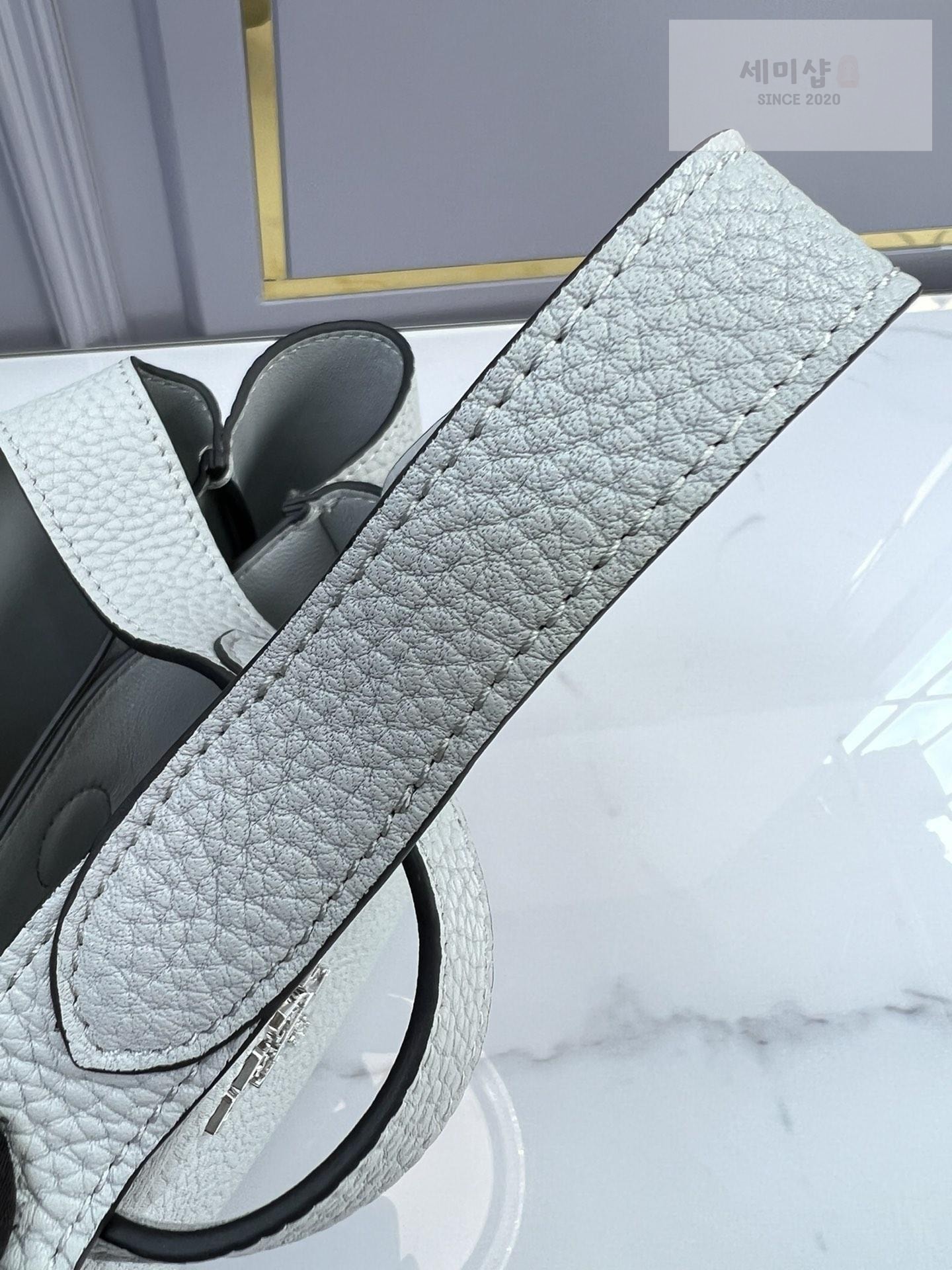 P R A D A Prada Mini Tote Bag 6번 이미지