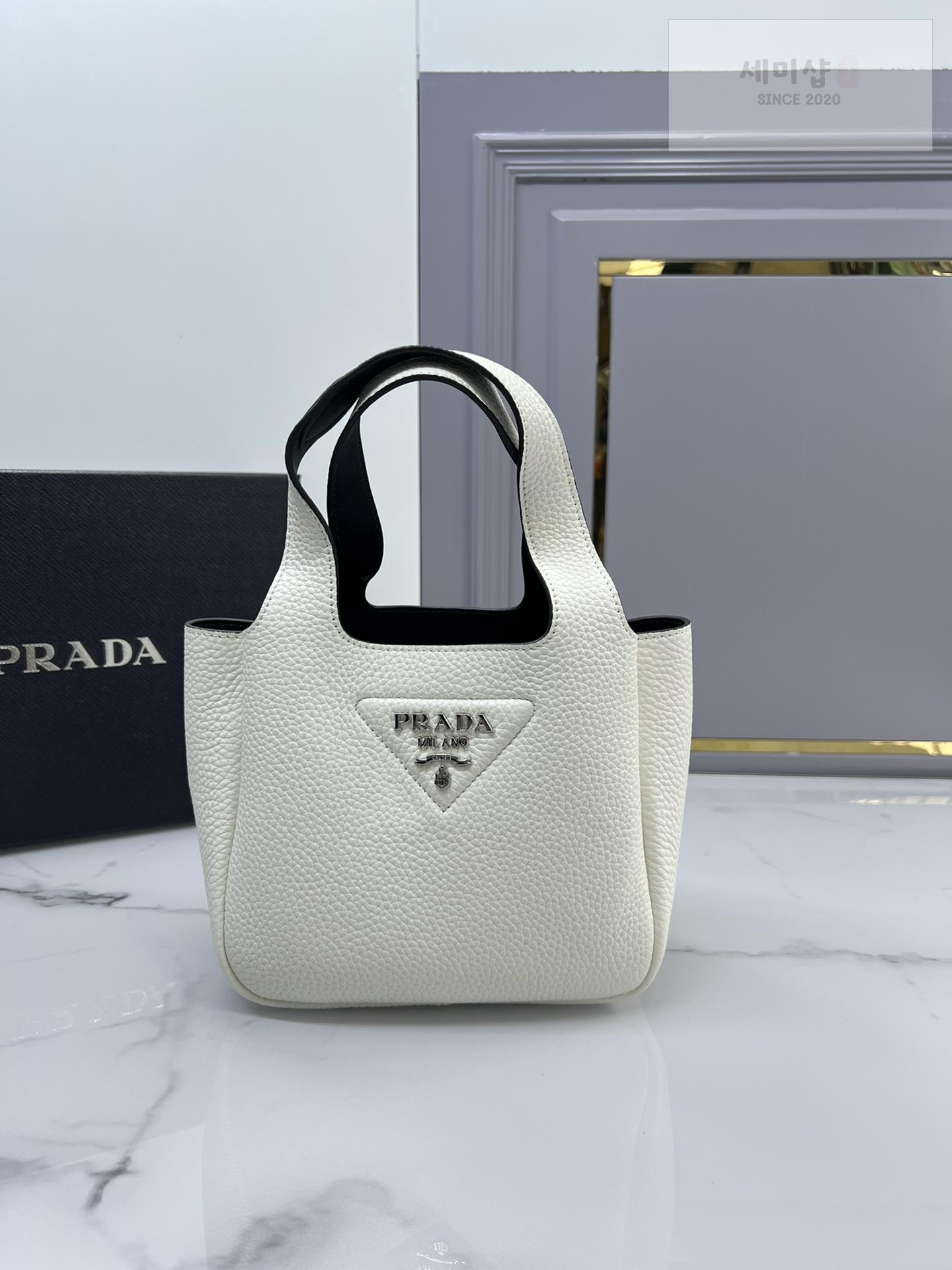 P R A D A Prada Mini Tote Bag 24번 이미지