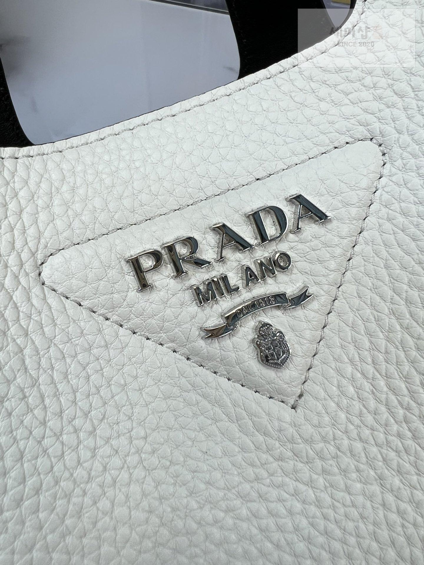 P R A D A Prada Mini Tote Bag 12번 이미지