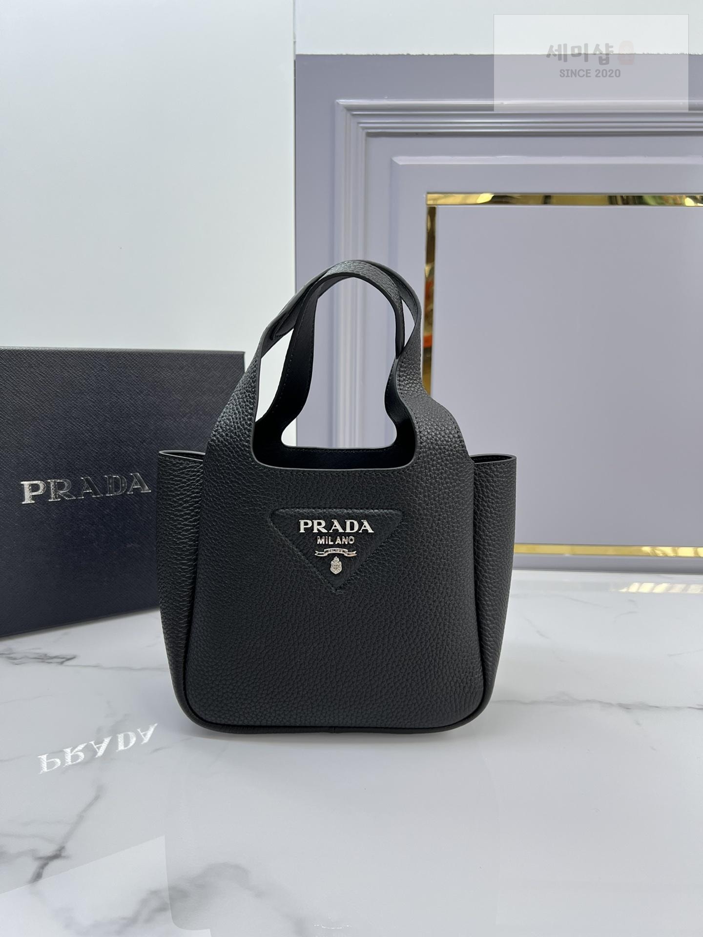 P R A D A Prada Mini Tote Bag 16번 이미지