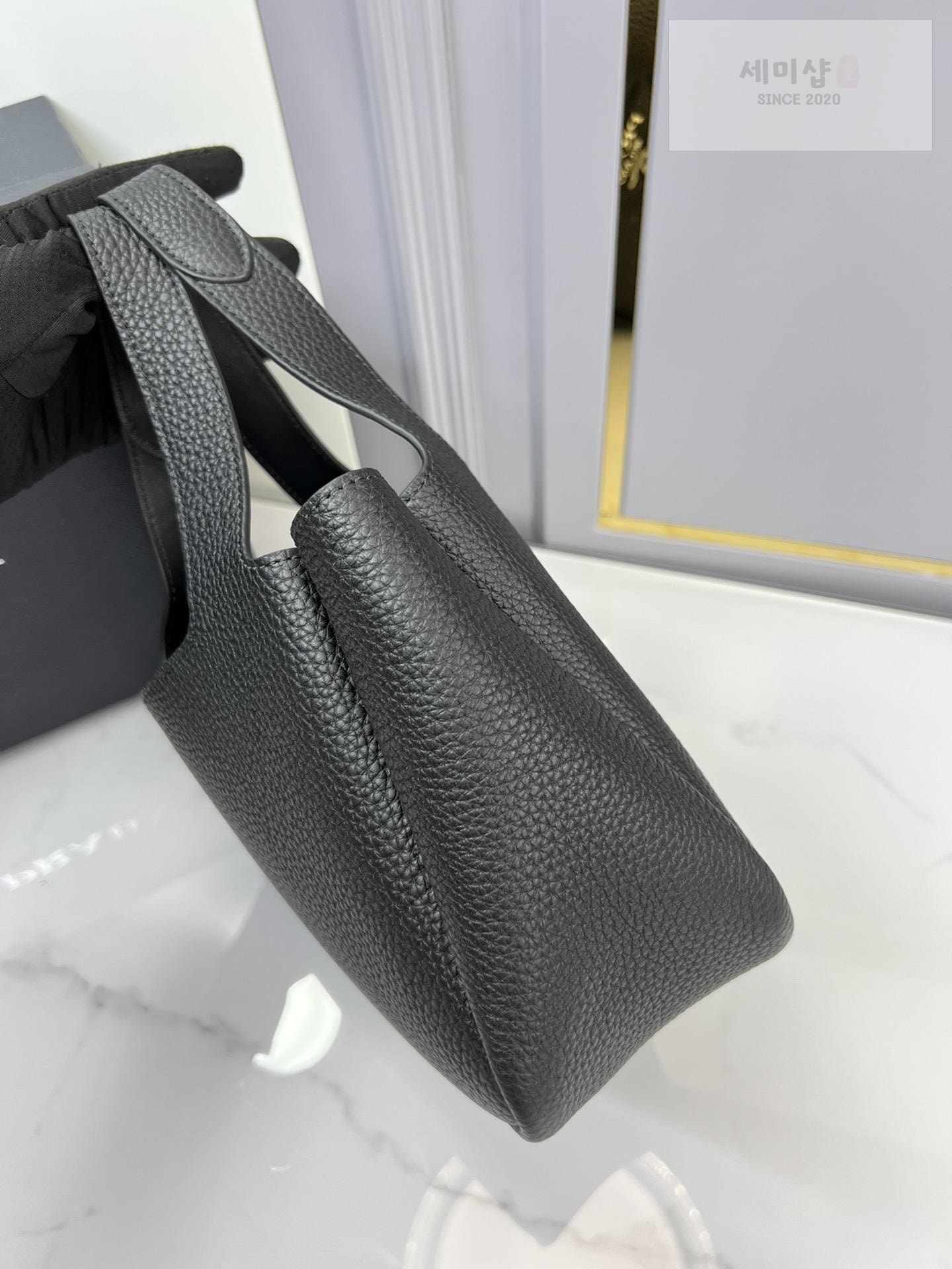 P R A D A Prada Mini Tote Bag 18번 이미지
