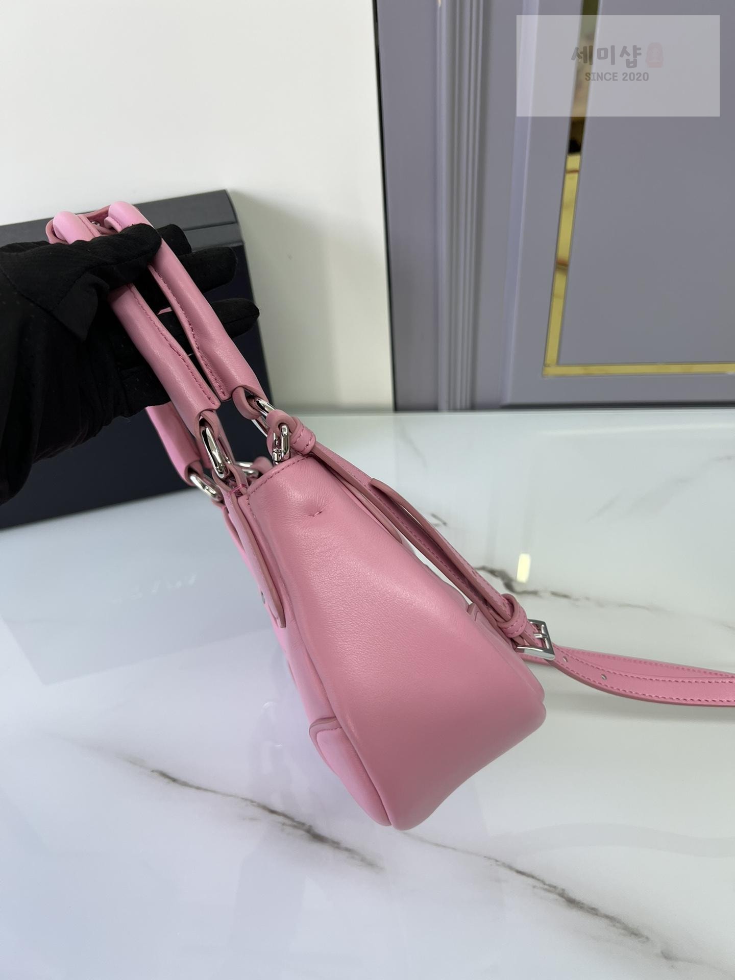 P R A D A Prada Moon Re-nylon and Leather Bag Bag 21번 이미지