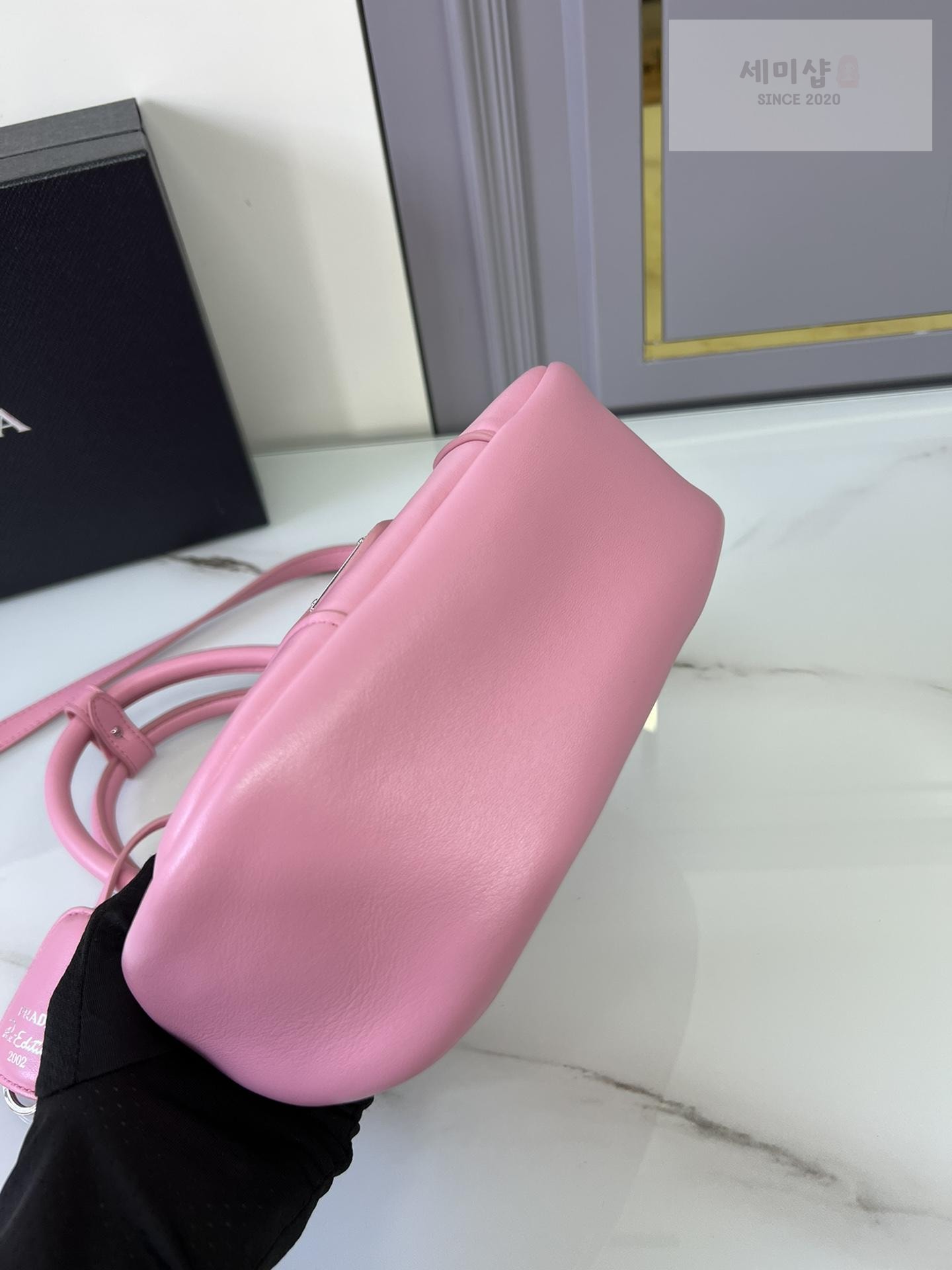P R A D A Prada Moon Re-nylon and Leather Bag Bag 22번 이미지
