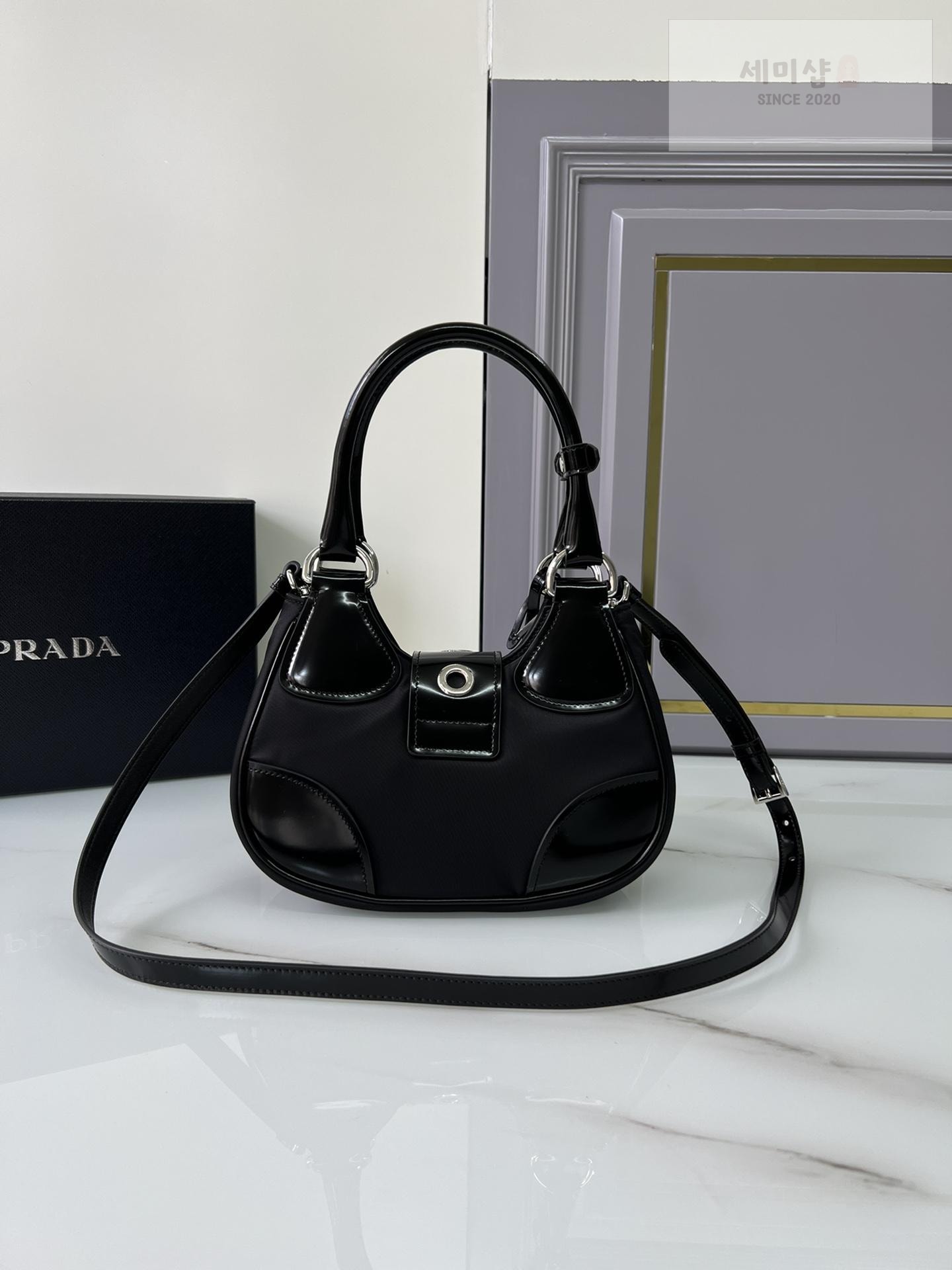 P R A D A Prada Moon Re-nylon and Leather Bag Bag 27번 이미지
