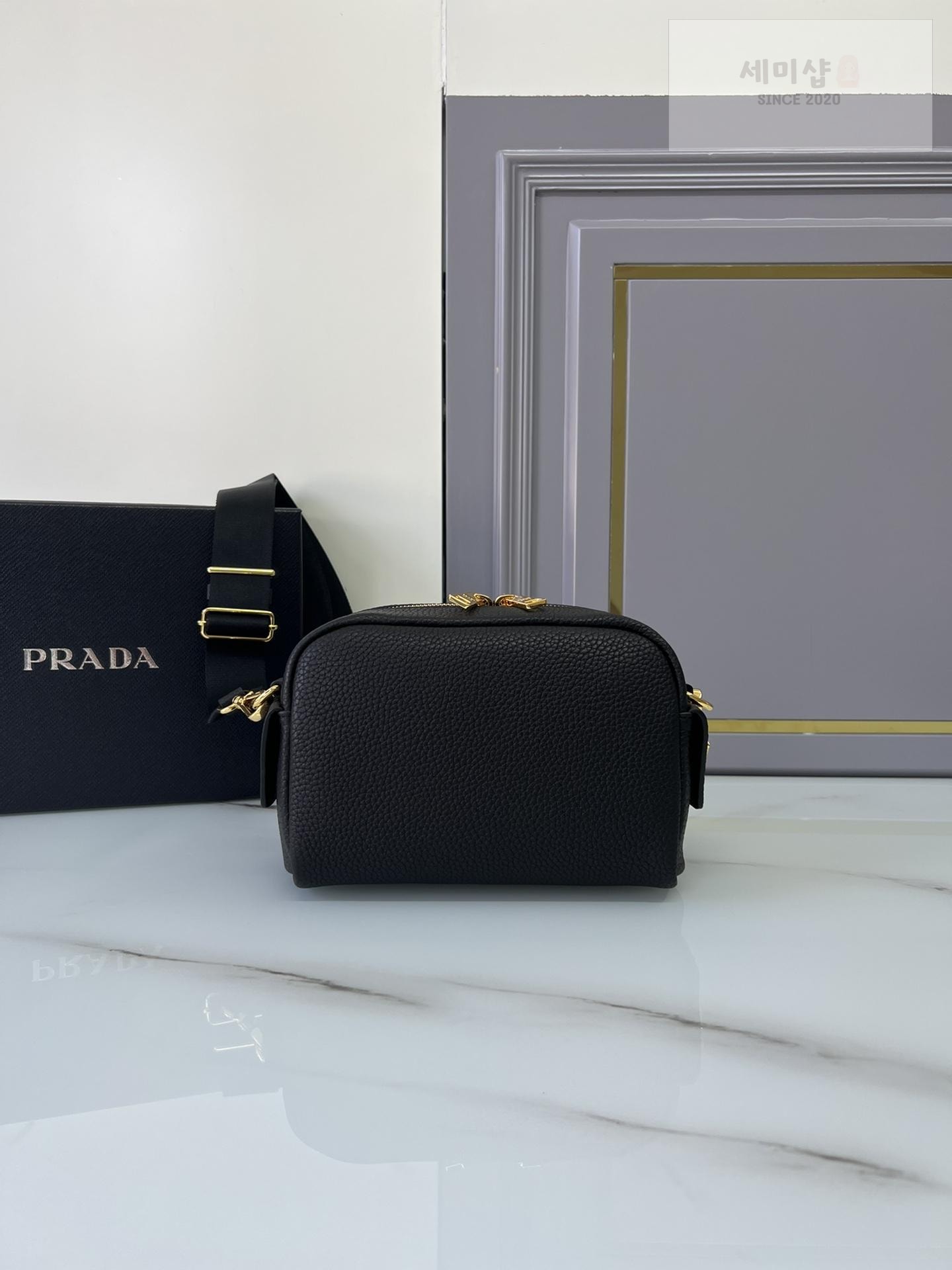P R A D A Prada Ninfea Bag 2번 이미지