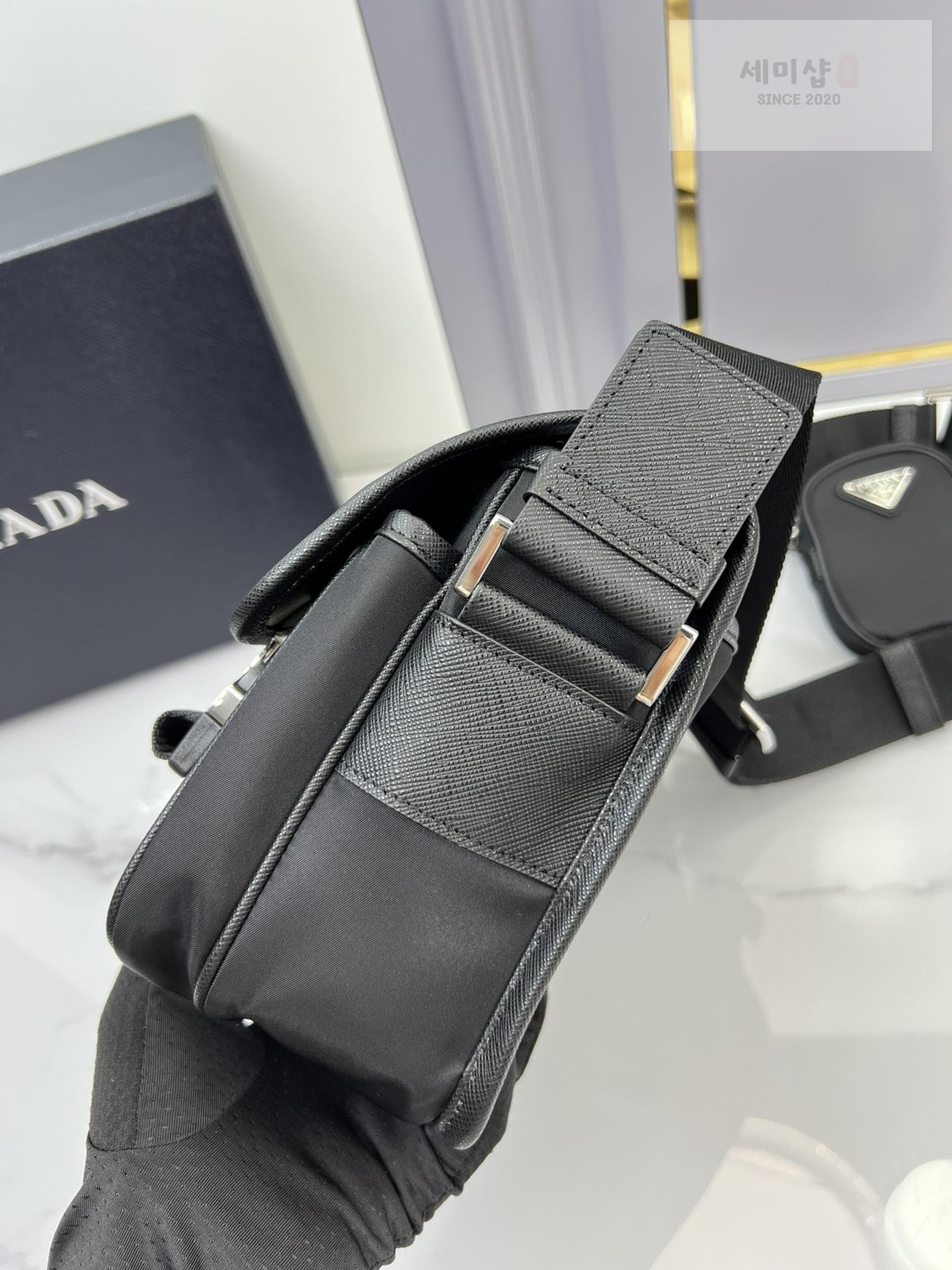 P R A D A Prada Nylon Cross Bag 8번 이미지