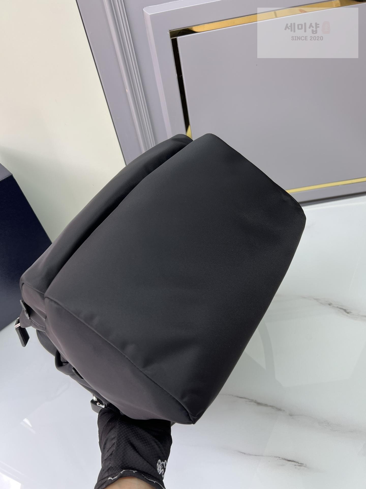 P R A D A Prada Nylon Triangle Logo Backpack Bag 3번 이미지