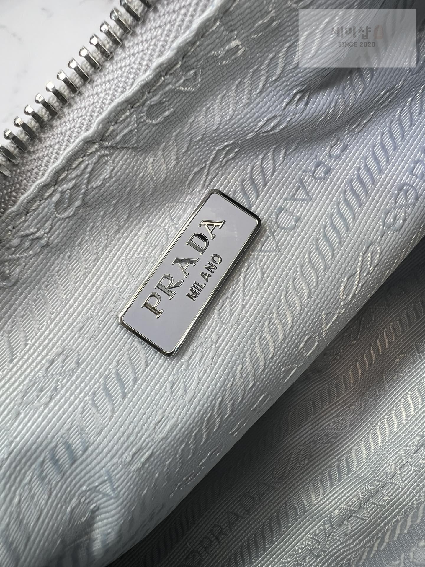 P R A D A Prada Re-Edition 2005 Nylon Shoulder Bag 13번 이미지