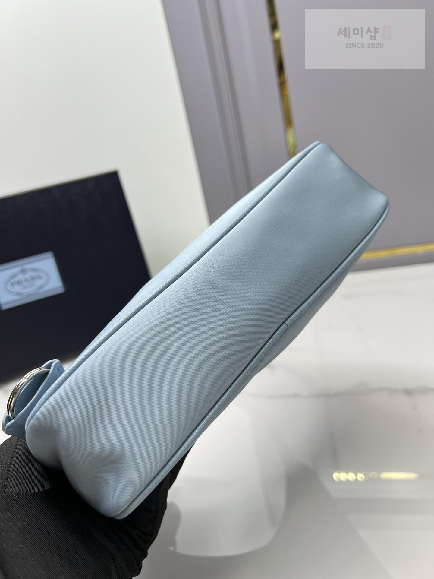 P R A D A Prada Re-Edition 2005 Nylon Shoulder Bag 33번 이미지