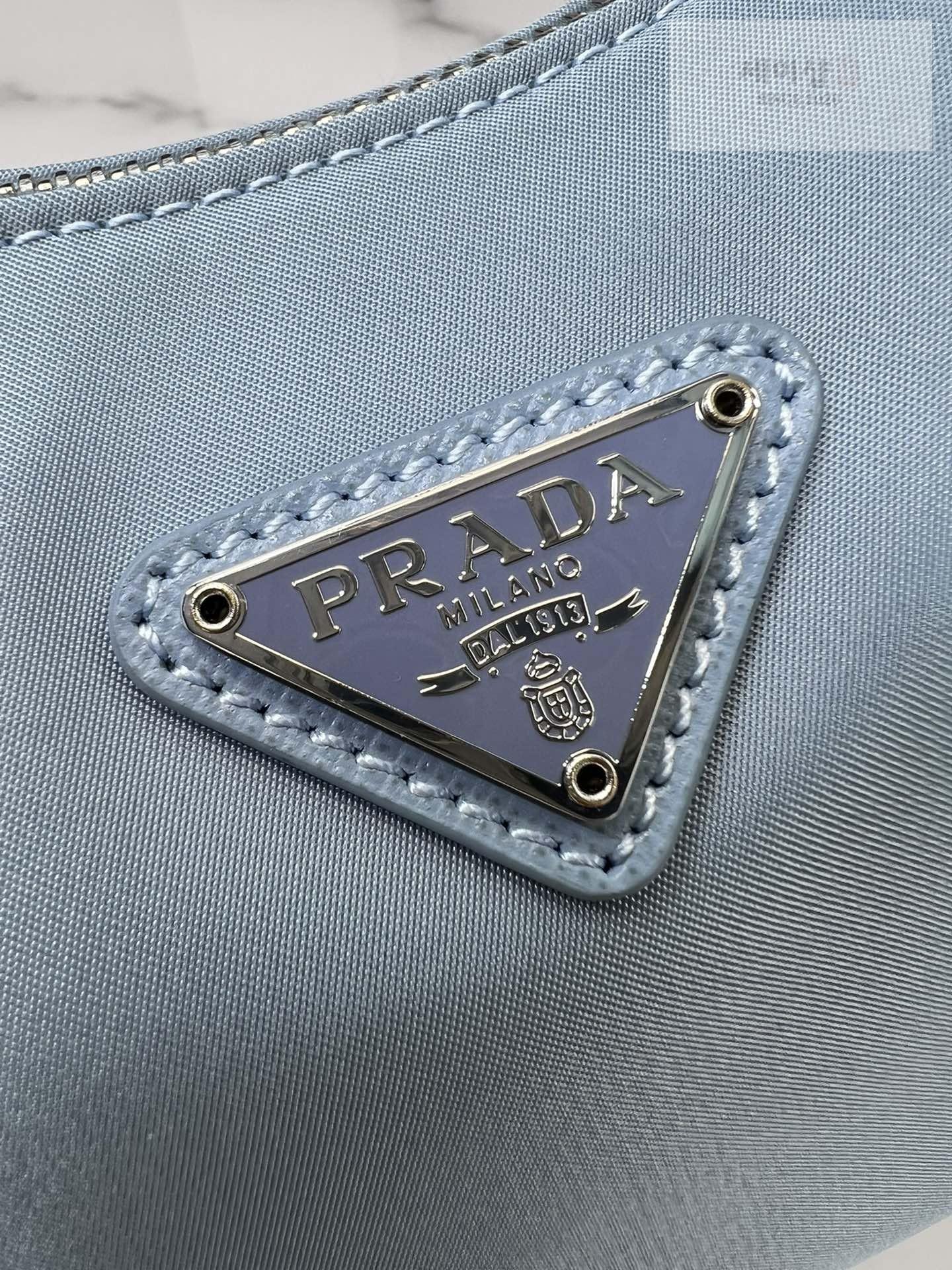 P R A D A Prada Re-Edition 2005 Nylon Shoulder Bag 19번 이미지