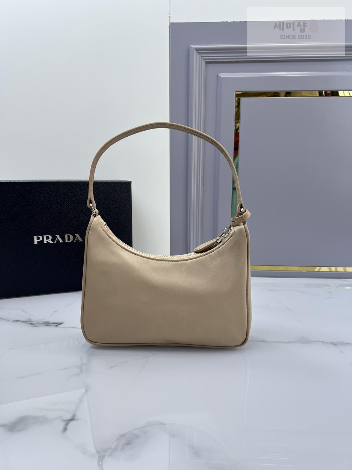 P R A D A Prada Re-Edition 2005 Nylon Shoulder Bag 45번 이미지