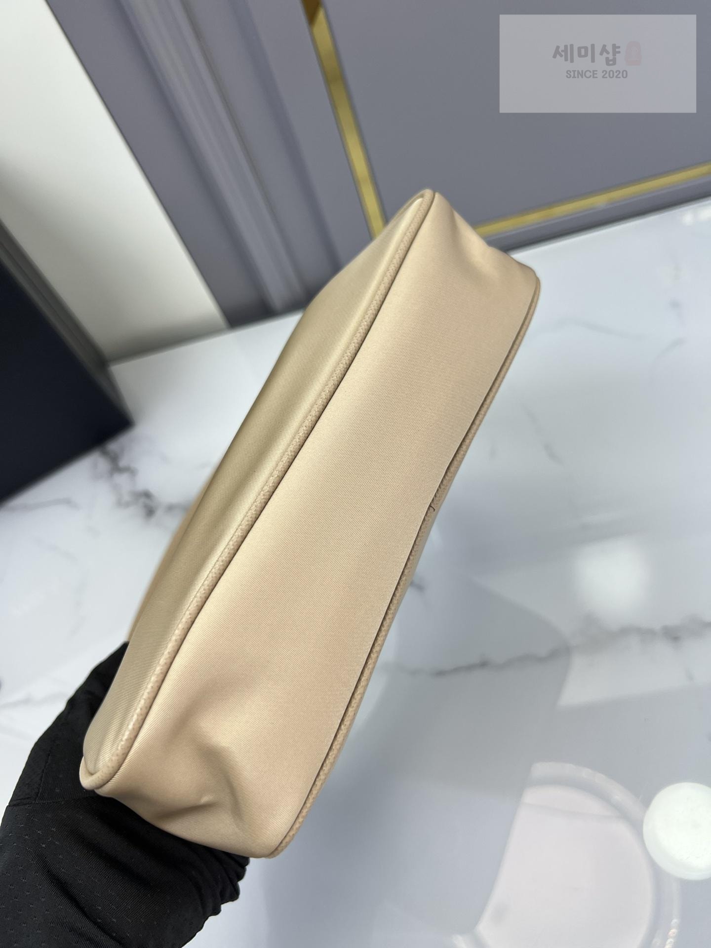 P R A D A Prada Re-Edition 2005 Nylon Shoulder Bag 46번 이미지