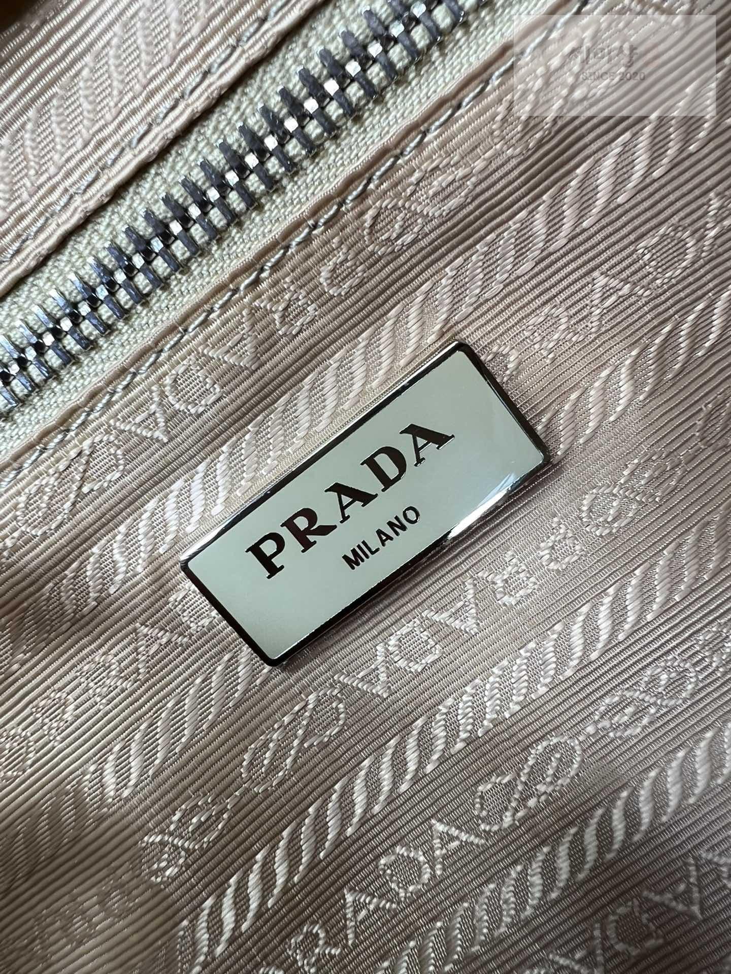 P R A D A Prada Re-Edition Nylon Tote Bag 7번 이미지