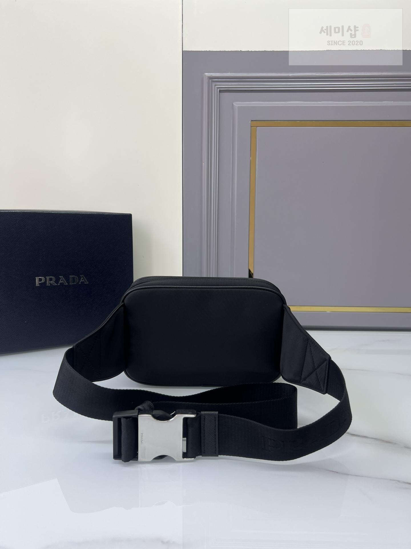 P R A D A Prada Re - Nylon Belt Bag 8번 이미지